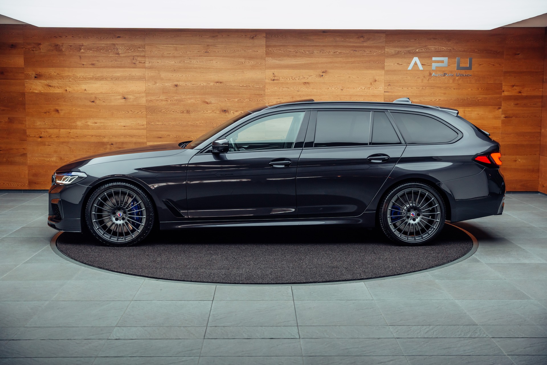 BMW-ALPINA D5 S Touring xDrive Switch-Tronic-image-11