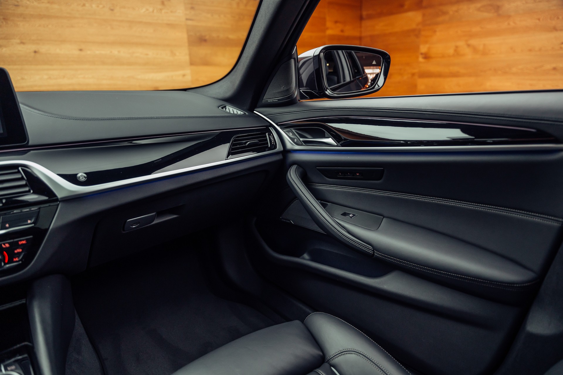 BMW-ALPINA D5 S Touring xDrive Switch-Tronic-image-12