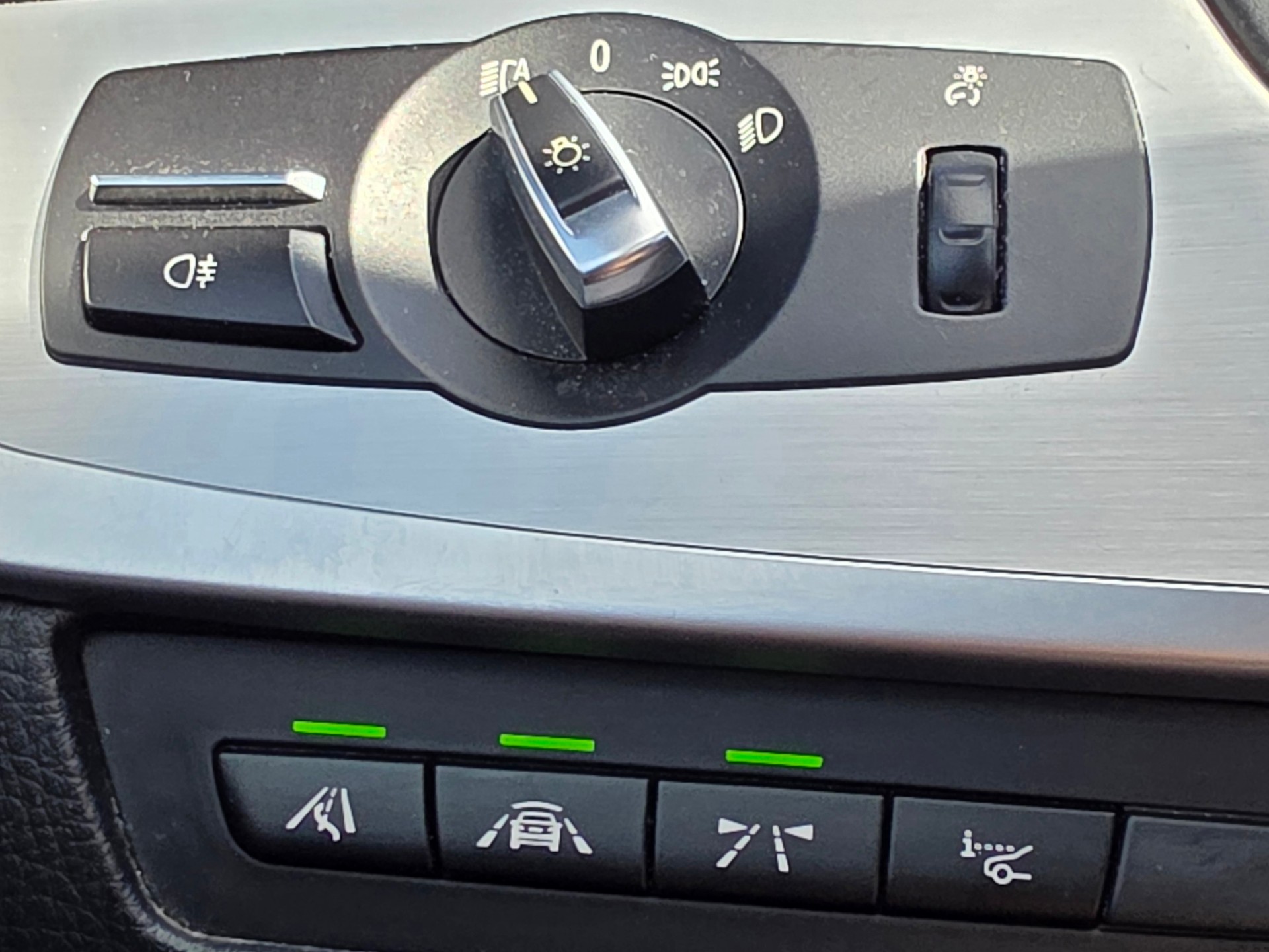 BMW M550d Touring xDrive Steptronic-image-12