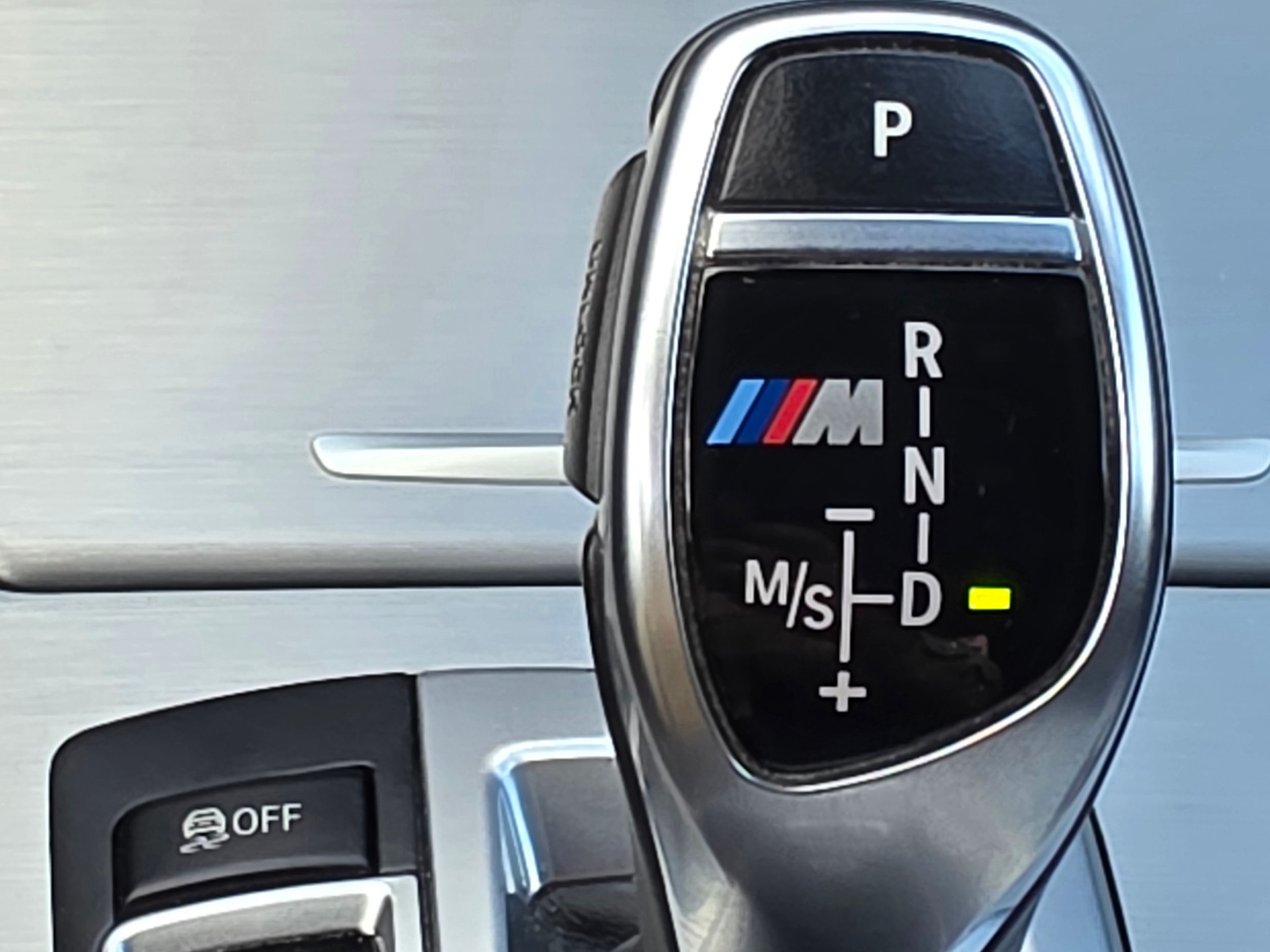 BMW M550d Touring xDrive Steptronic-image-6
