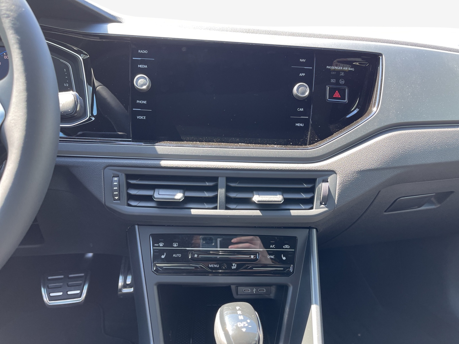 VW Polo 1.0 TSI R-Line DSG-image-10