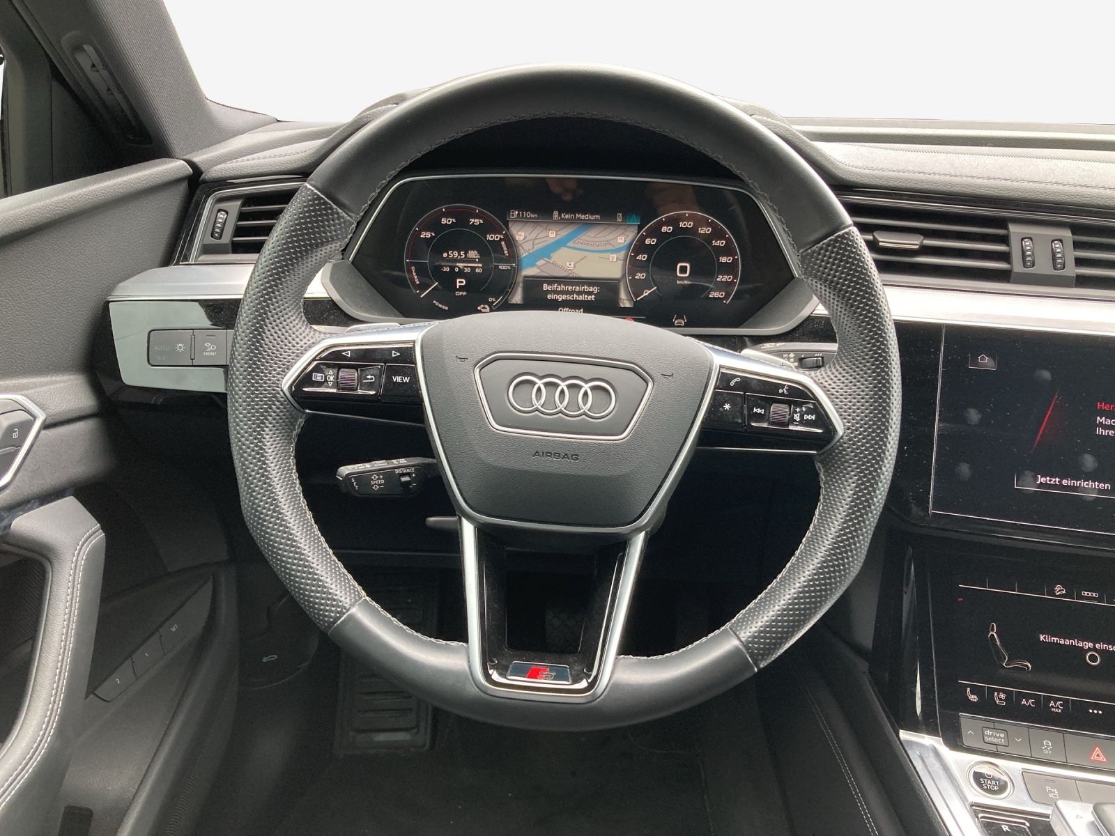 AUDI e-tron 55 Sportback S Line quattro-image-9