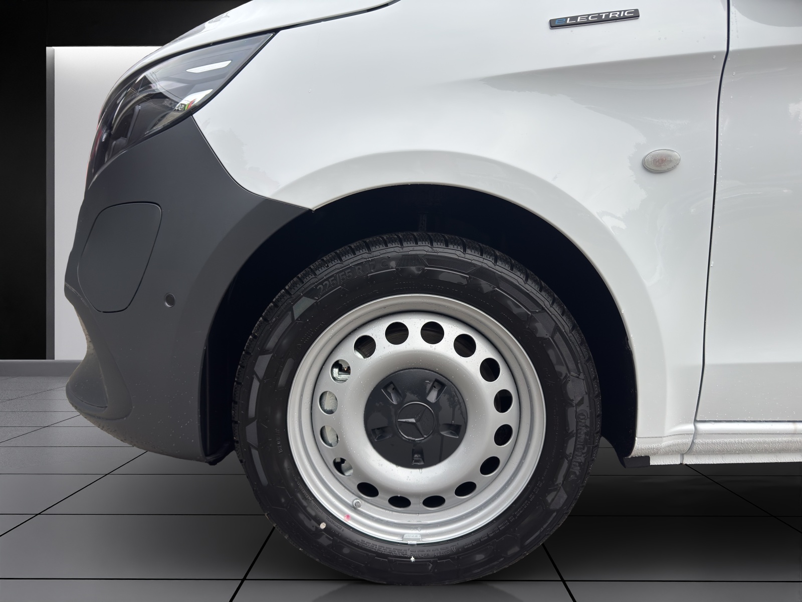 MERCEDES-BENZ eVito 129 Lang Profesional-image-6