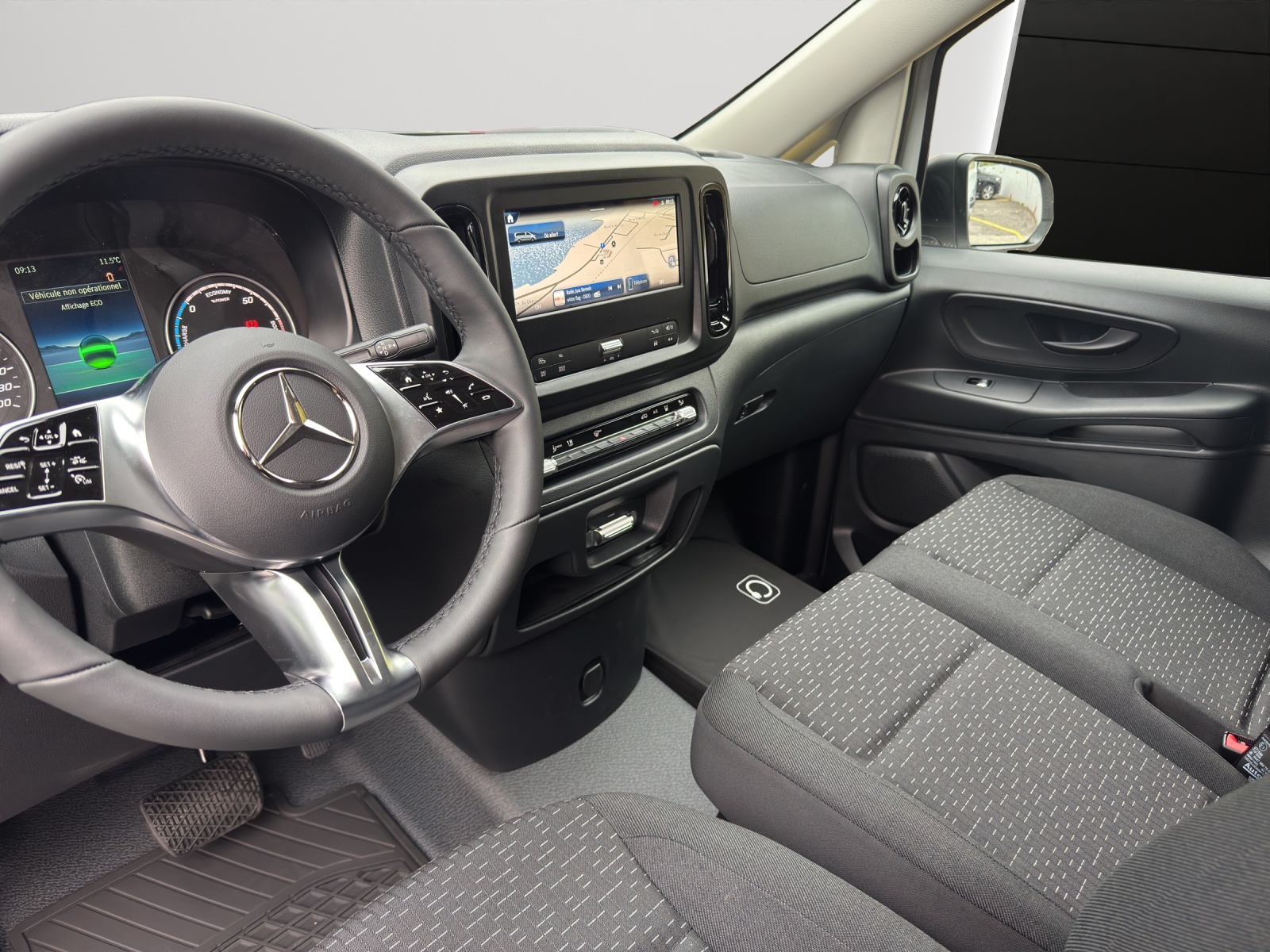 MERCEDES-BENZ eVito 129 Lang Profesional-image-13