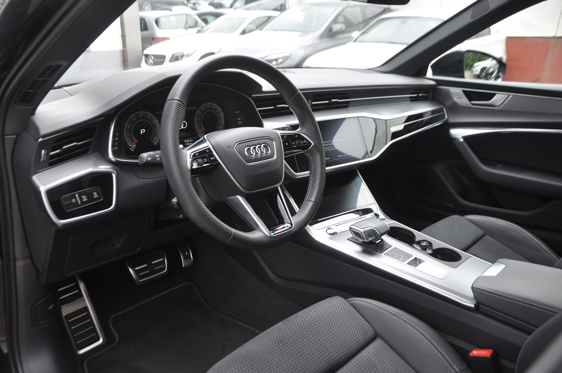 AUDI A6 Avant 55 TFSI S line quattro S-tronic I Anhängerkupplung-image-5