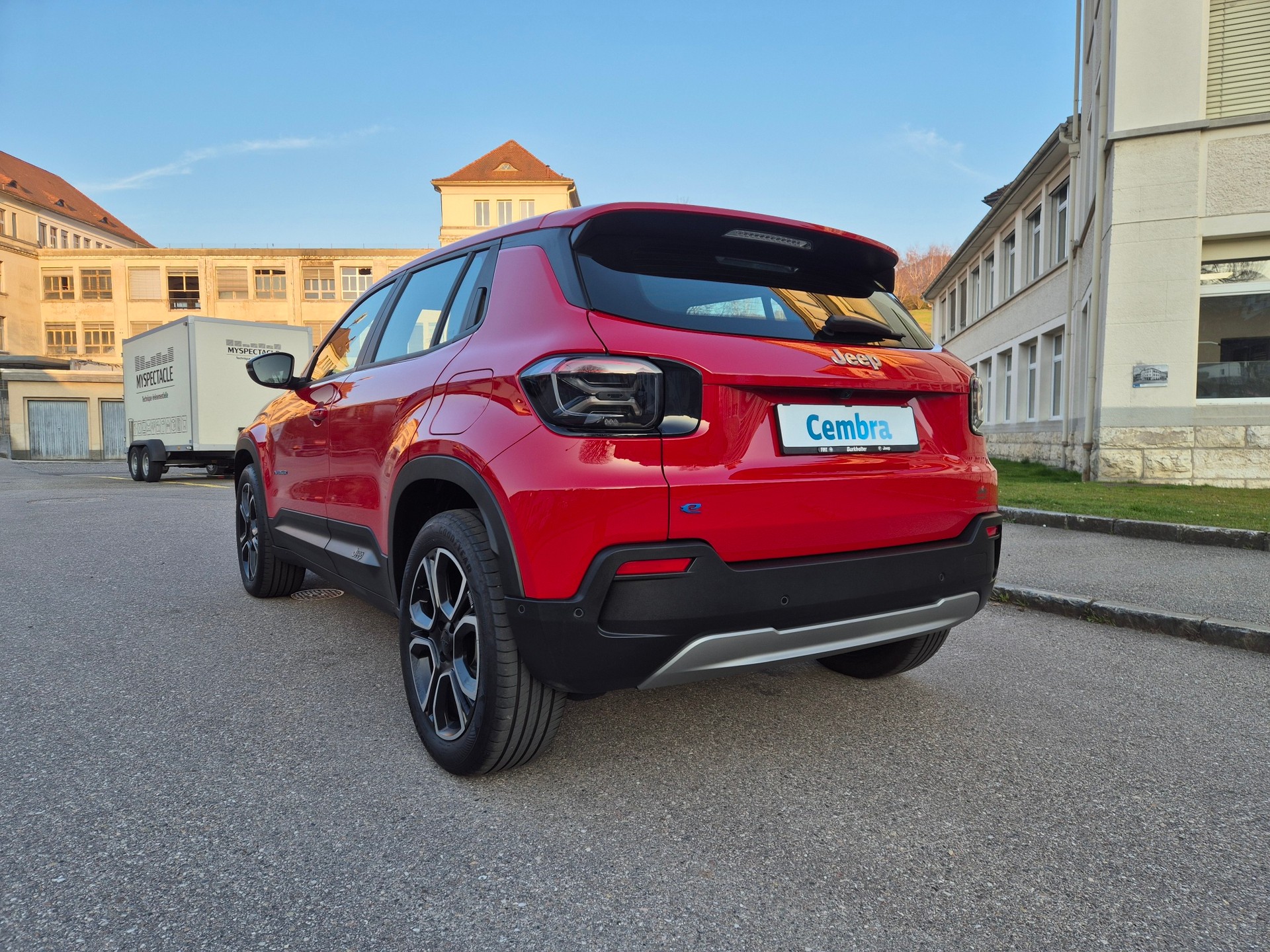 JEEP Avenger 54kWh Altitude Plus-showroom-element-2