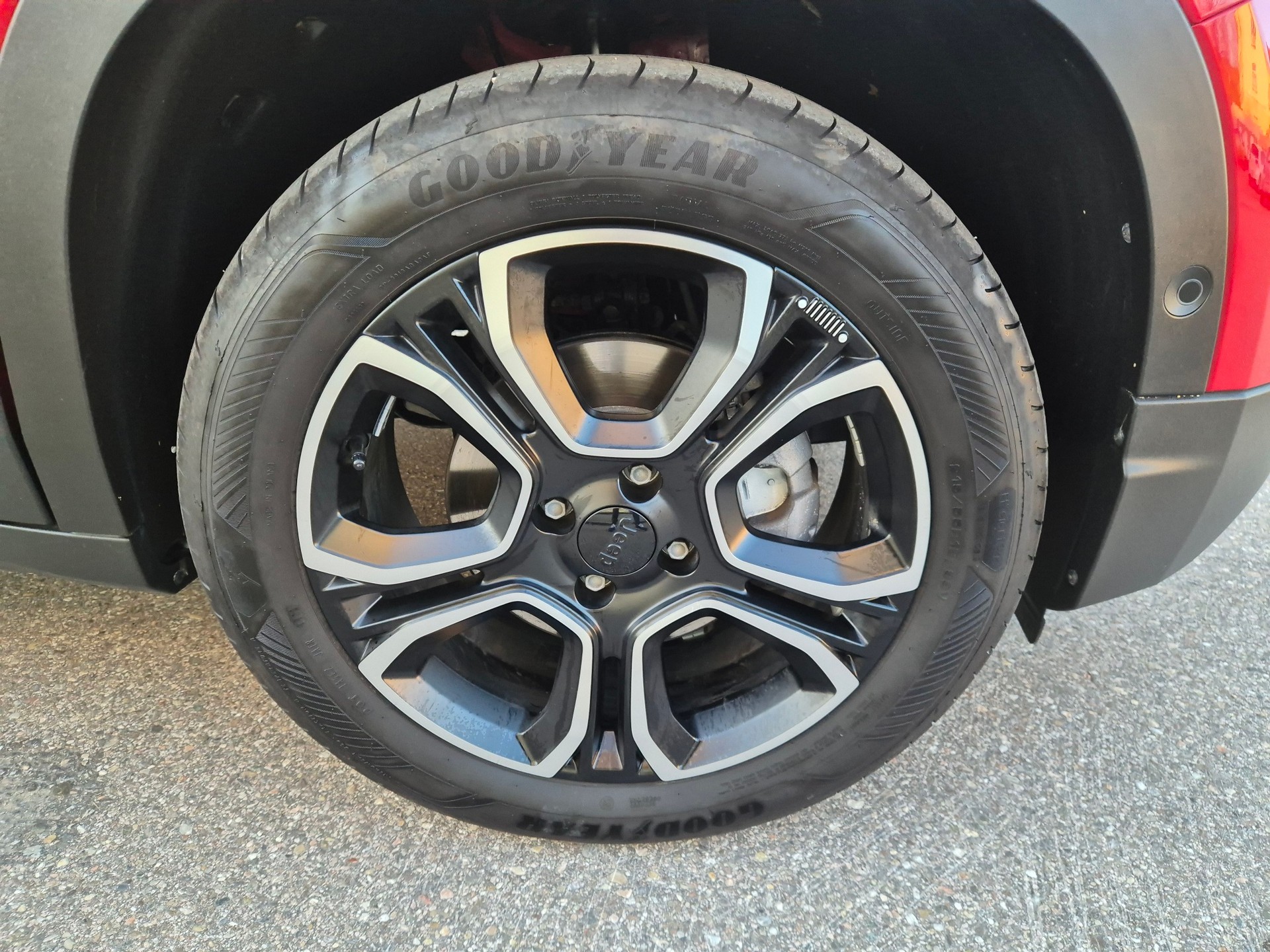 JEEP Avenger 54kWh Altitude Plus-image-6