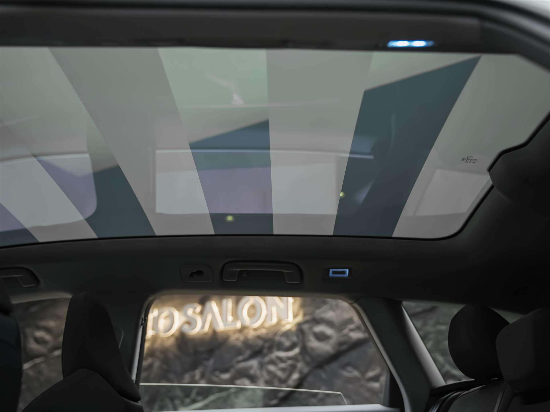AUDI A6 Avant 2.0 TDI quattro S-Tronic *21 Zoll*Panorama*360° Kamera*Matrix LED*-image-12