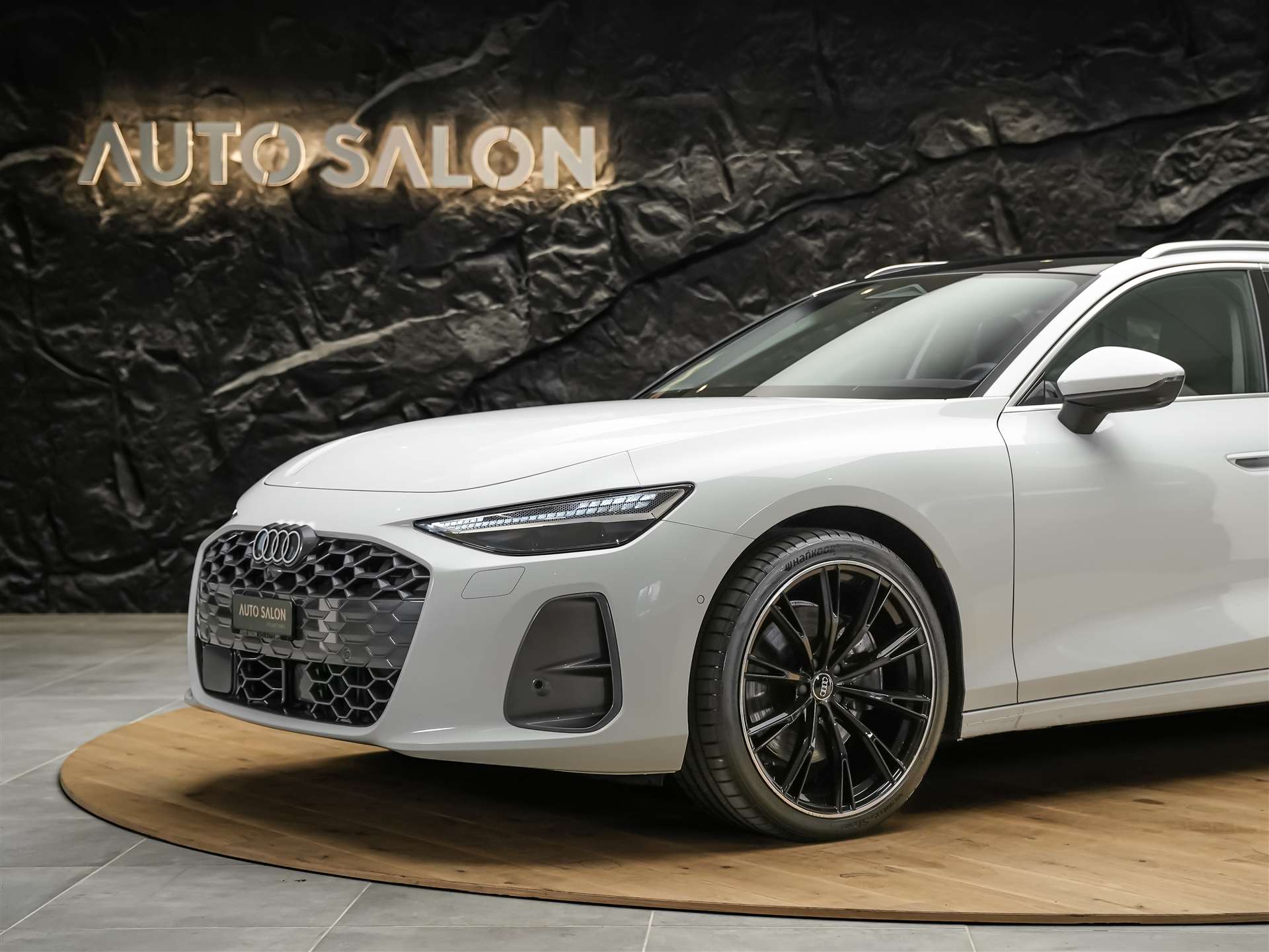 AUDI A6 Avant 2.0 TDI quattro S-Tronic *21 Zoll*Panorama*360° Kamera*Matrix LED*-image-16