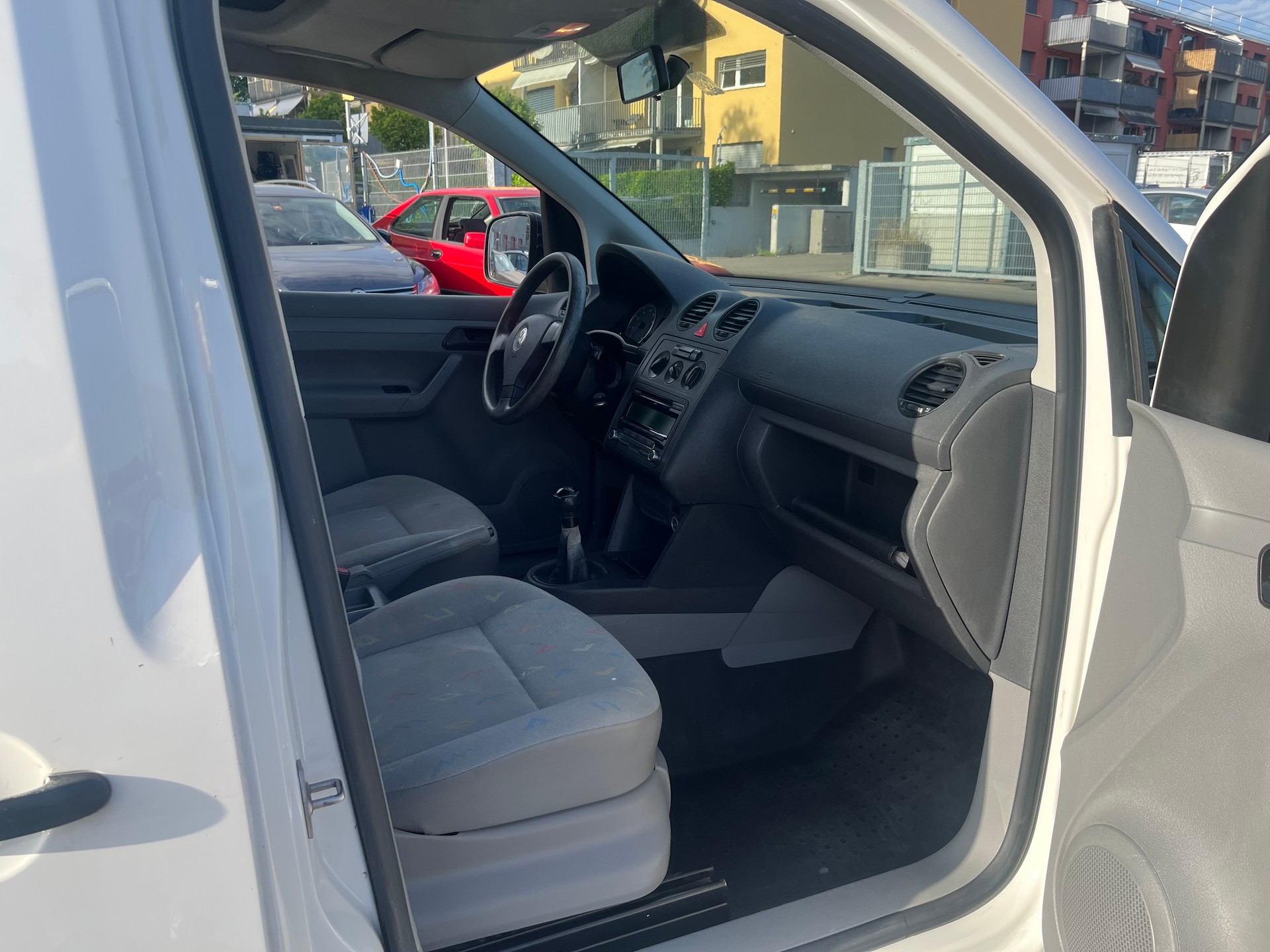 VW Caddy 2.0 EcoFuel-image-5