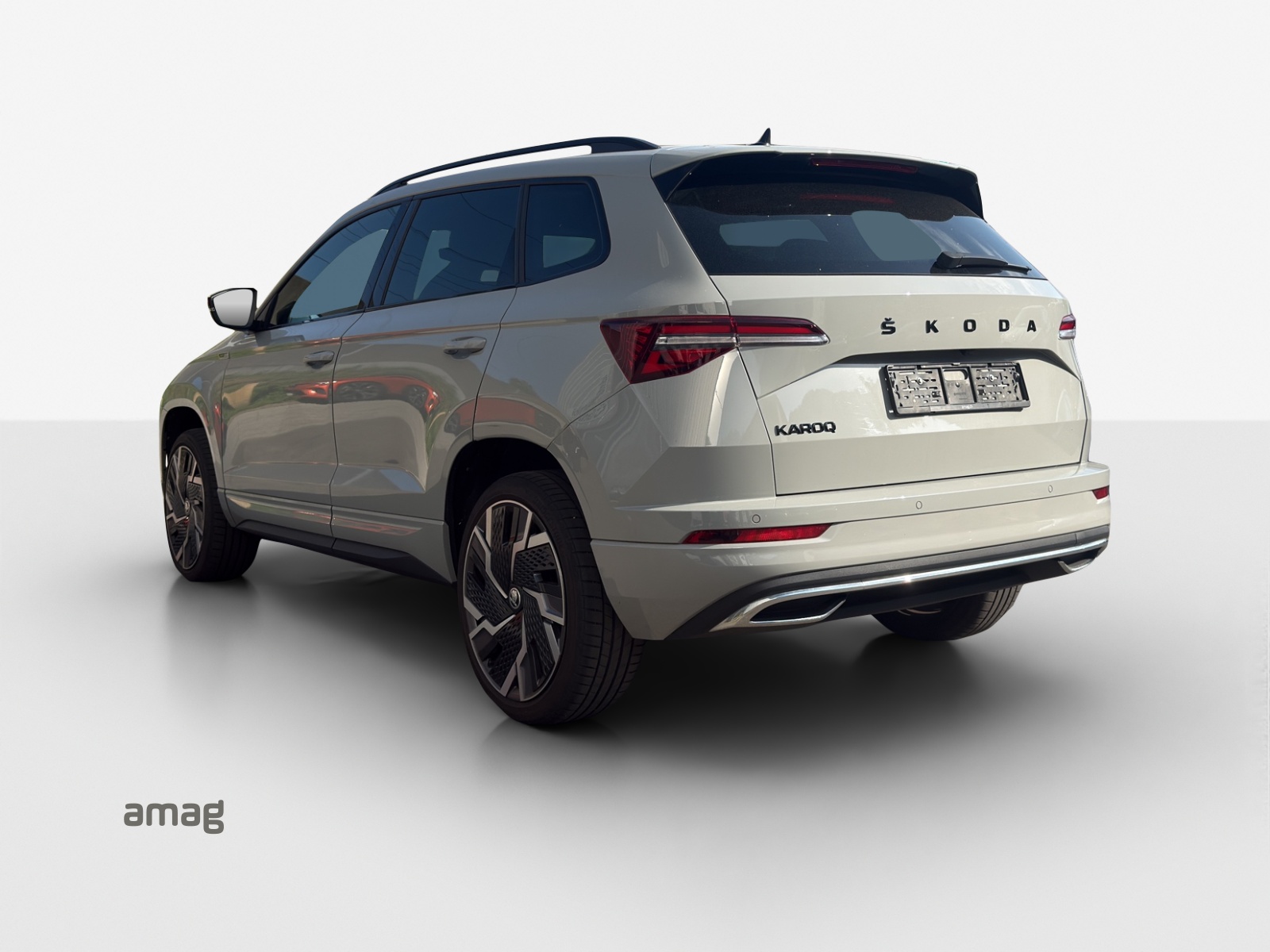 SKODA Karoq 1.5 TSI SportLine DSG-showroom-element-2