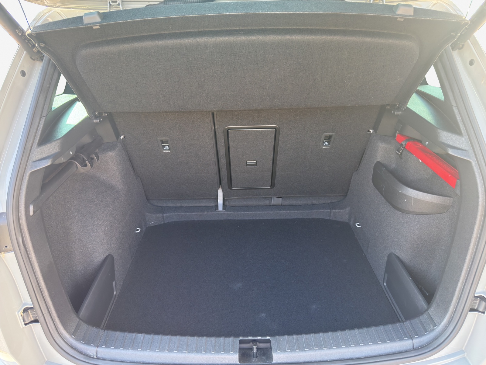SKODA Karoq 1.5 TSI SportLine DSG-image-12