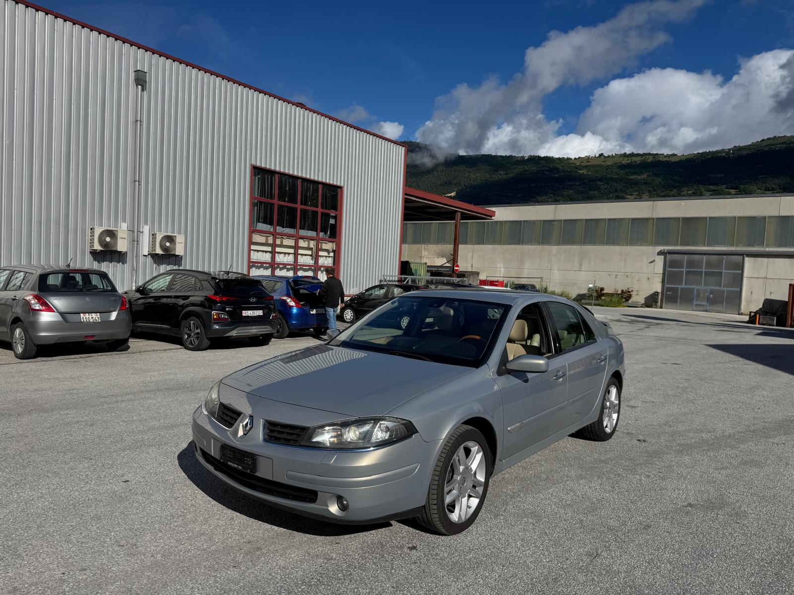 RENAULT Laguna 3.0 V6 24V Dynamique Automatic