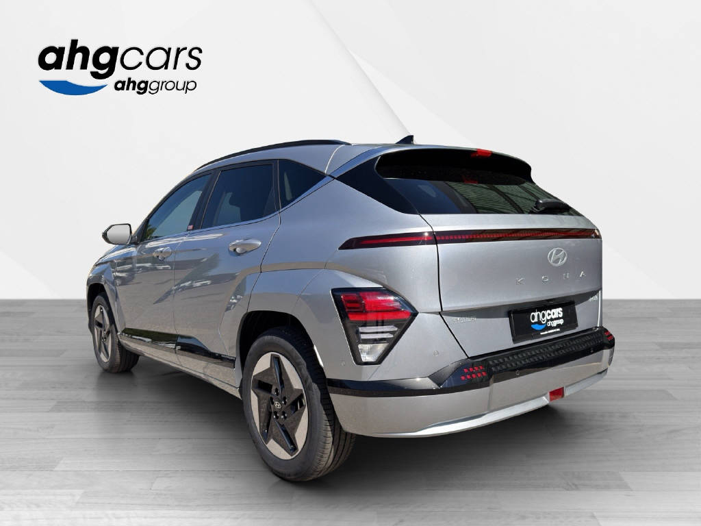 HYUNDAI Kona EV 65.4 kWh Amplia-showroom-element-2