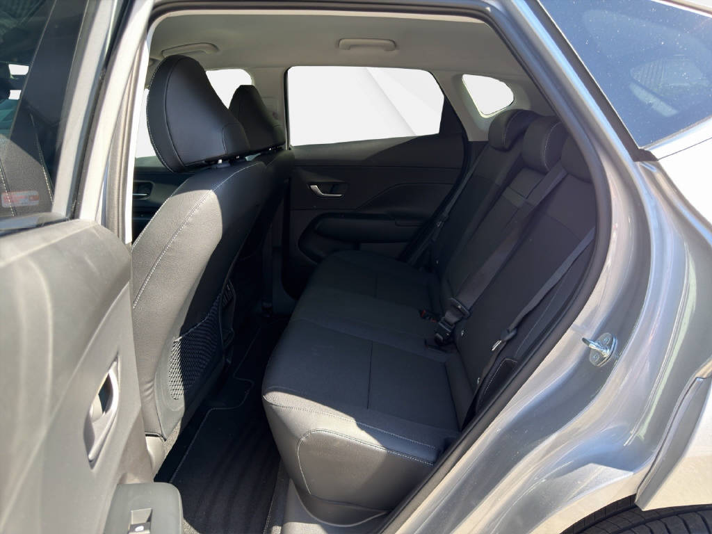 HYUNDAI Kona EV 65.4 kWh Amplia-image-7