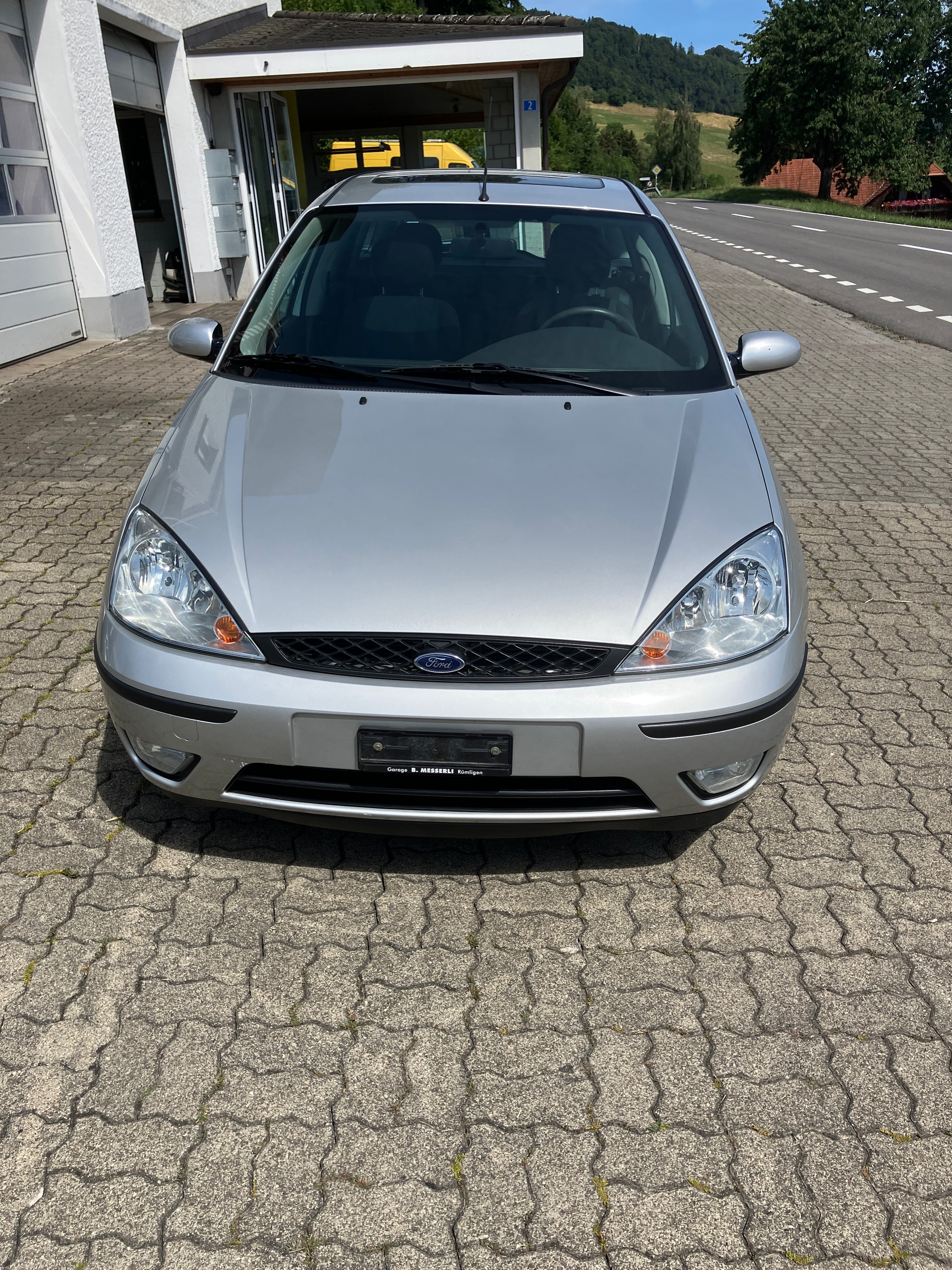 FORD Focus 2.0i 16V Carving