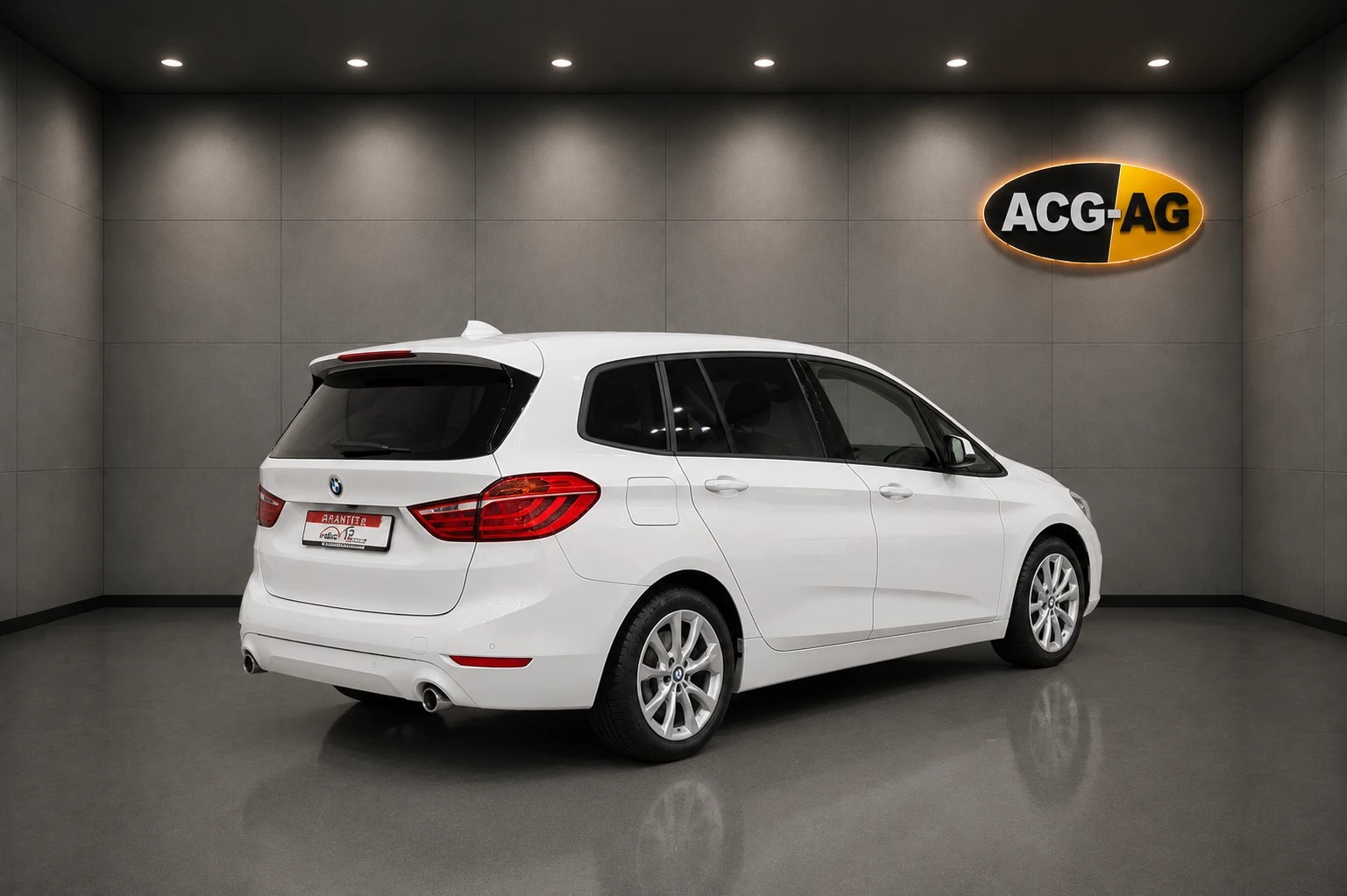 BMW 220d xDrive Gran Tourer Steptronic ** Teil-Leder ** Gr-Navi ** RF-Kamera ** Sitzheizung ** Head UP Disp ** Frisch Ab MFK **-image-7