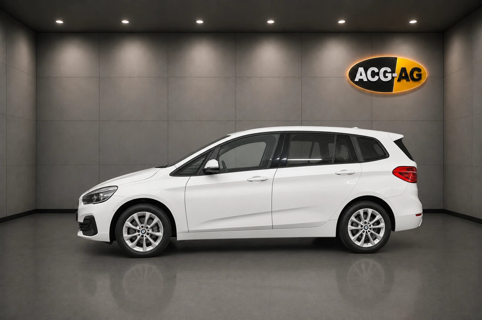 BMW 220d xDrive Gran Tourer Steptronic ** Teil-Leder ** Gr-Navi ** RF-Kamera ** Sitzheizung ** Head UP Disp ** Frisch Ab MFK **-showroom-element-3