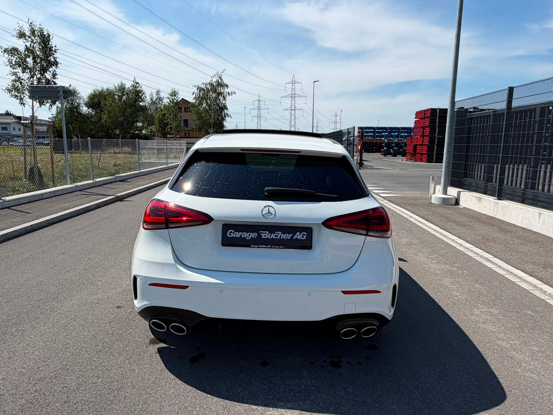 MERCEDES-BENZ A 200 AMG Line 7G-DCT-showroom-element-3