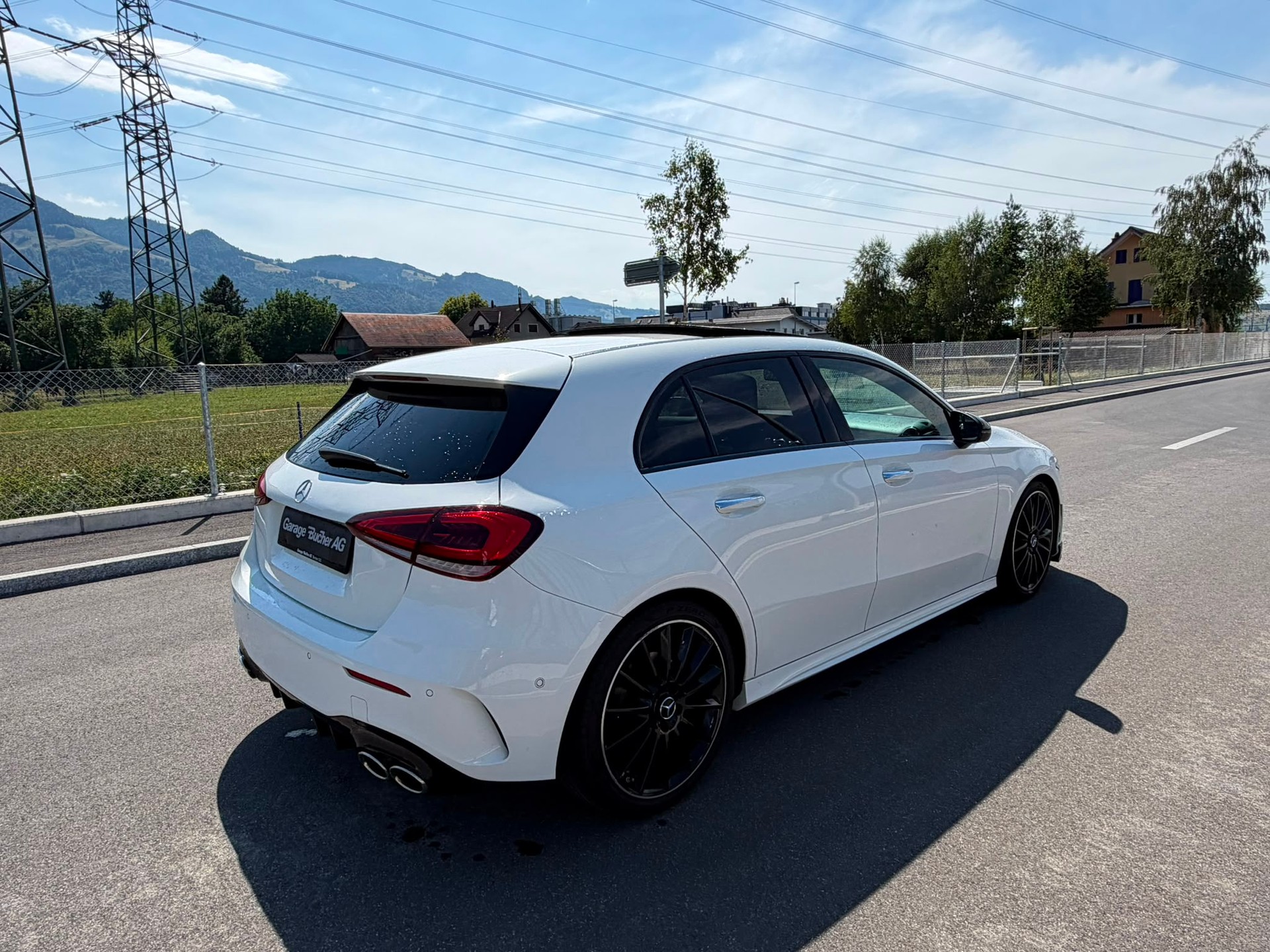 MERCEDES-BENZ A 200 AMG Line 7G-DCT-showroom-element-2