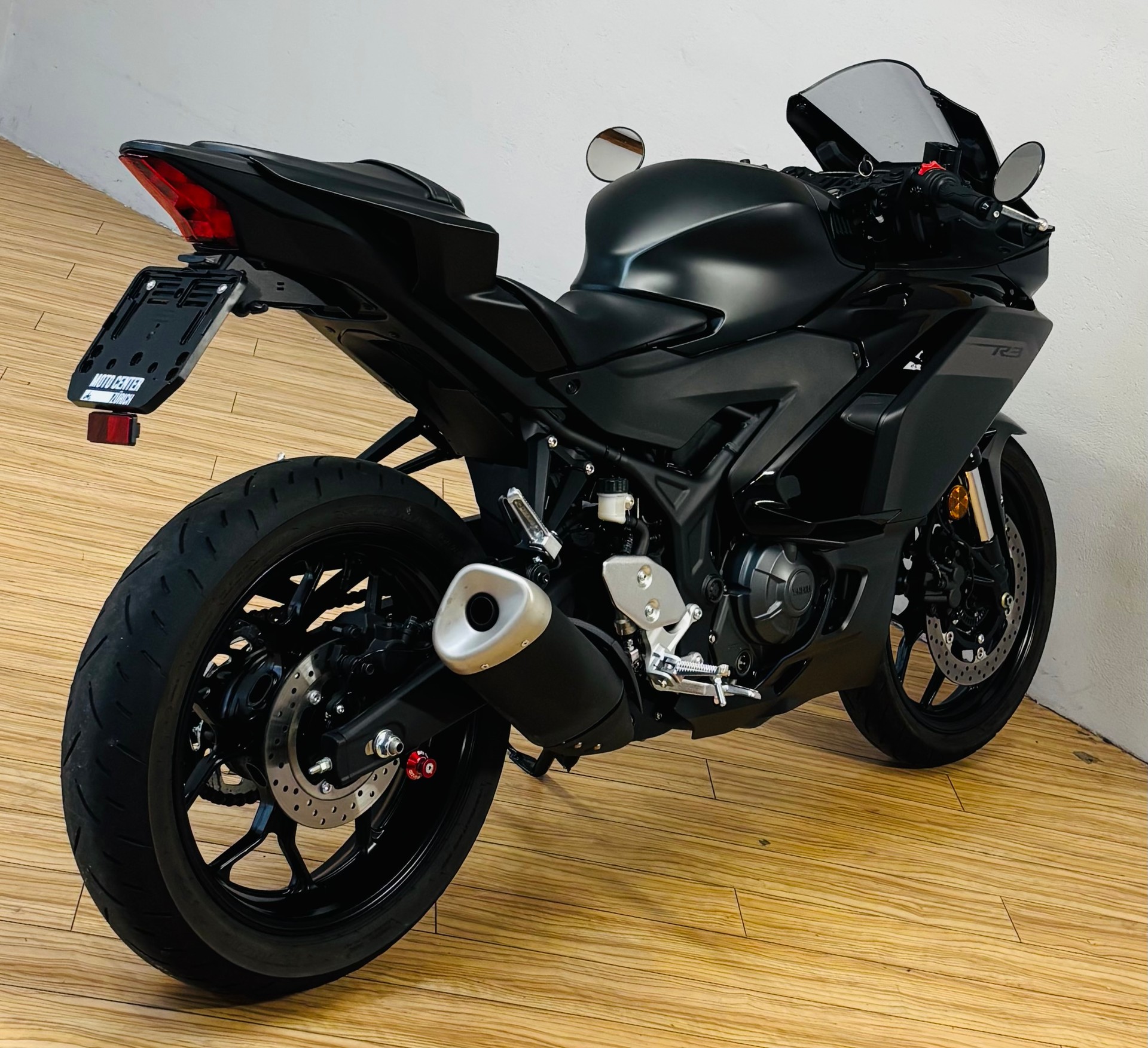 YAMAHA YZF-R3-image-2