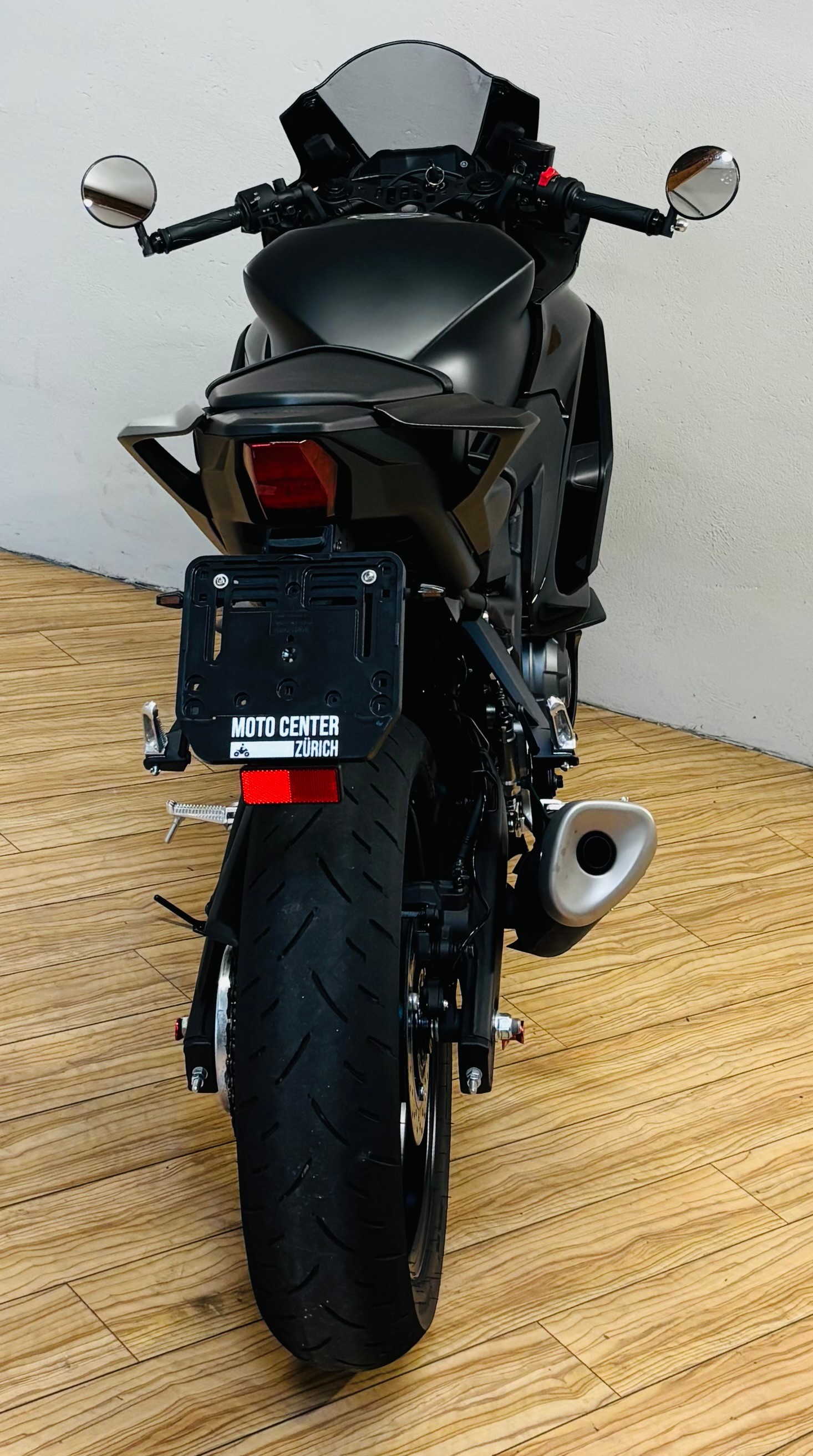 YAMAHA YZF-R3-image-3