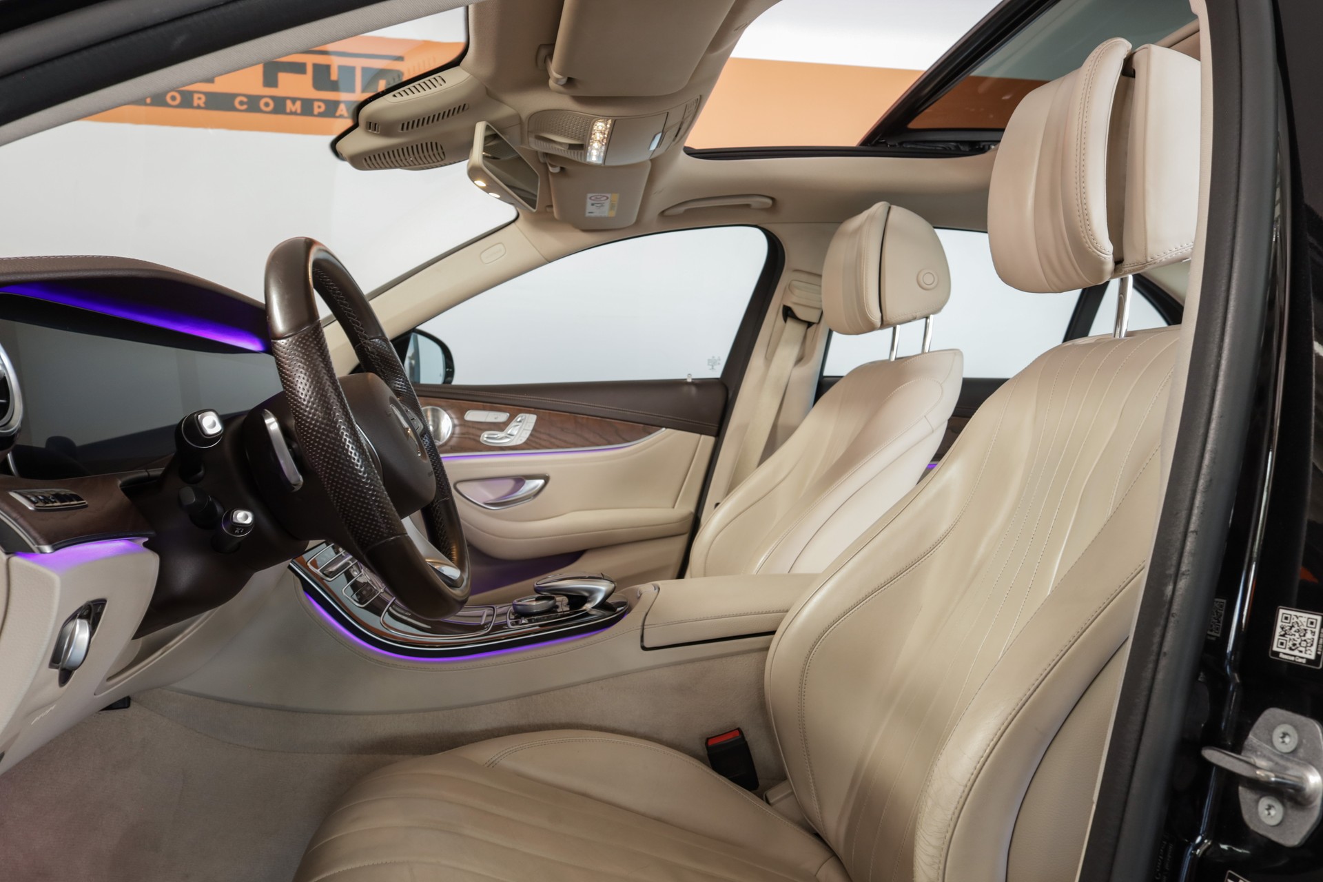 MERCEDES-BENZ E 220 d Avantgarde 9G-Tronic-image-9