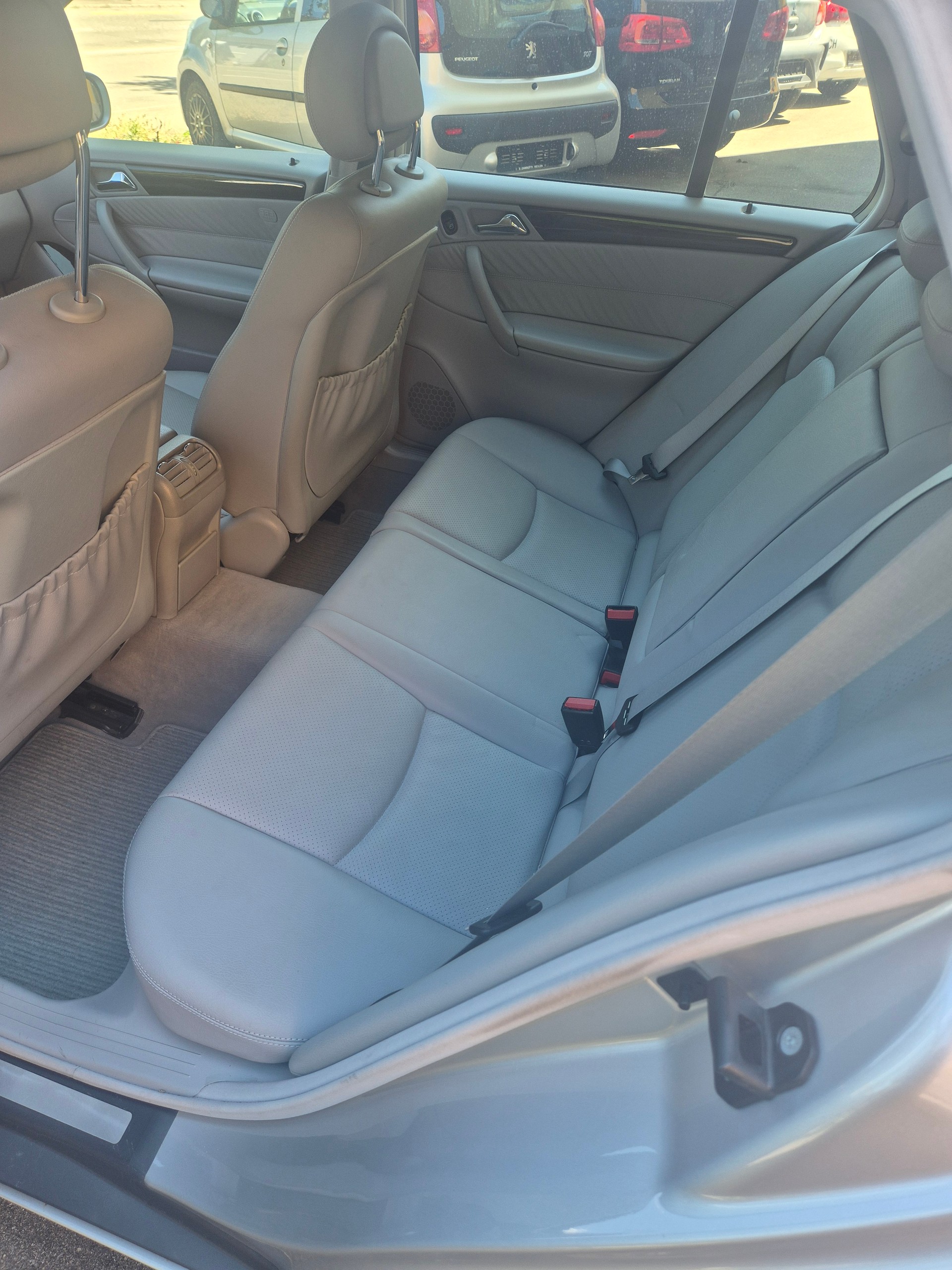 MERCEDES-BENZ C 240 Avantgarde 4Matic Automatic