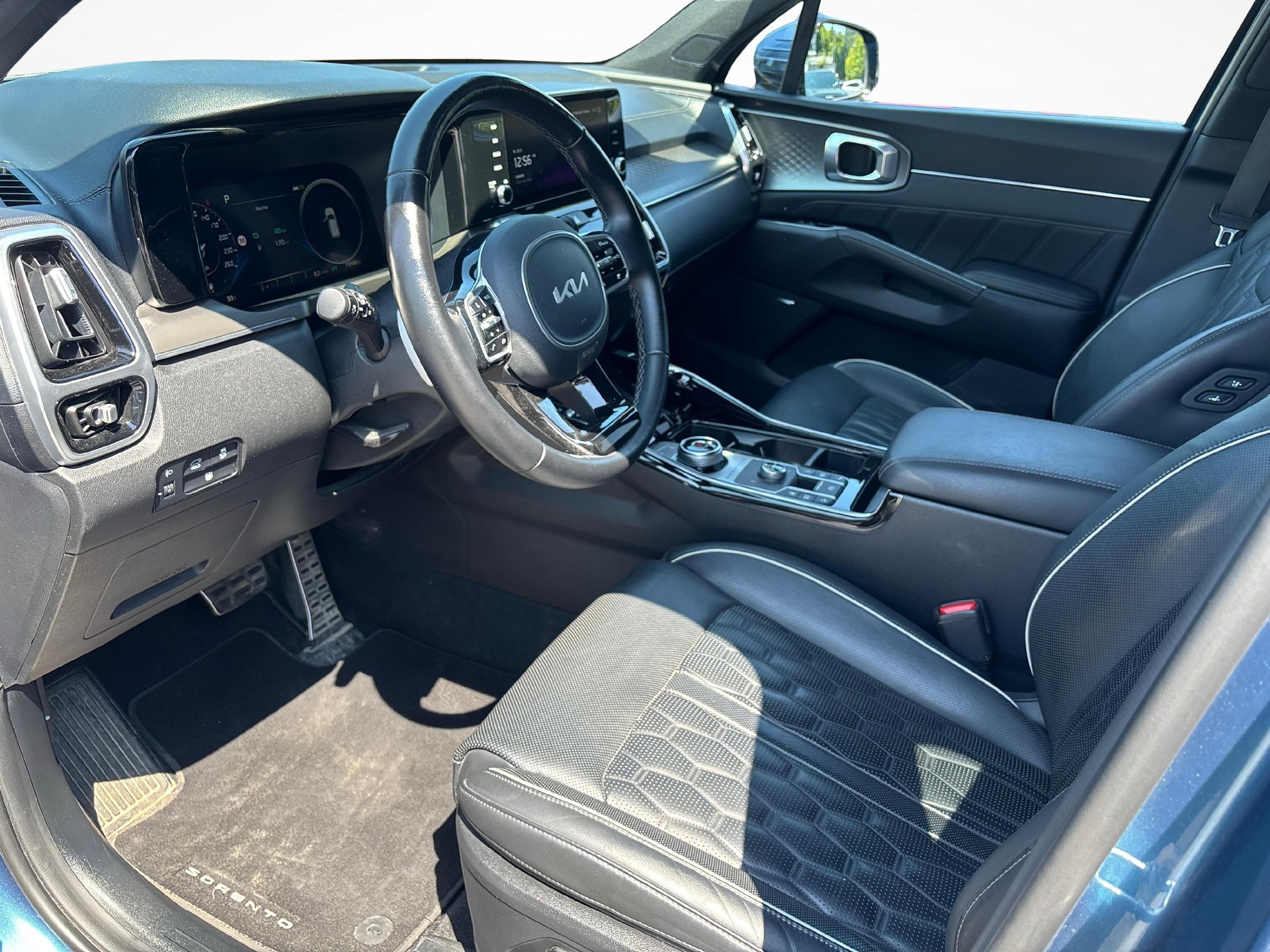 KIA Sorento 1.6 T-GDi Plug-in Hybrid Style 7P-image-5