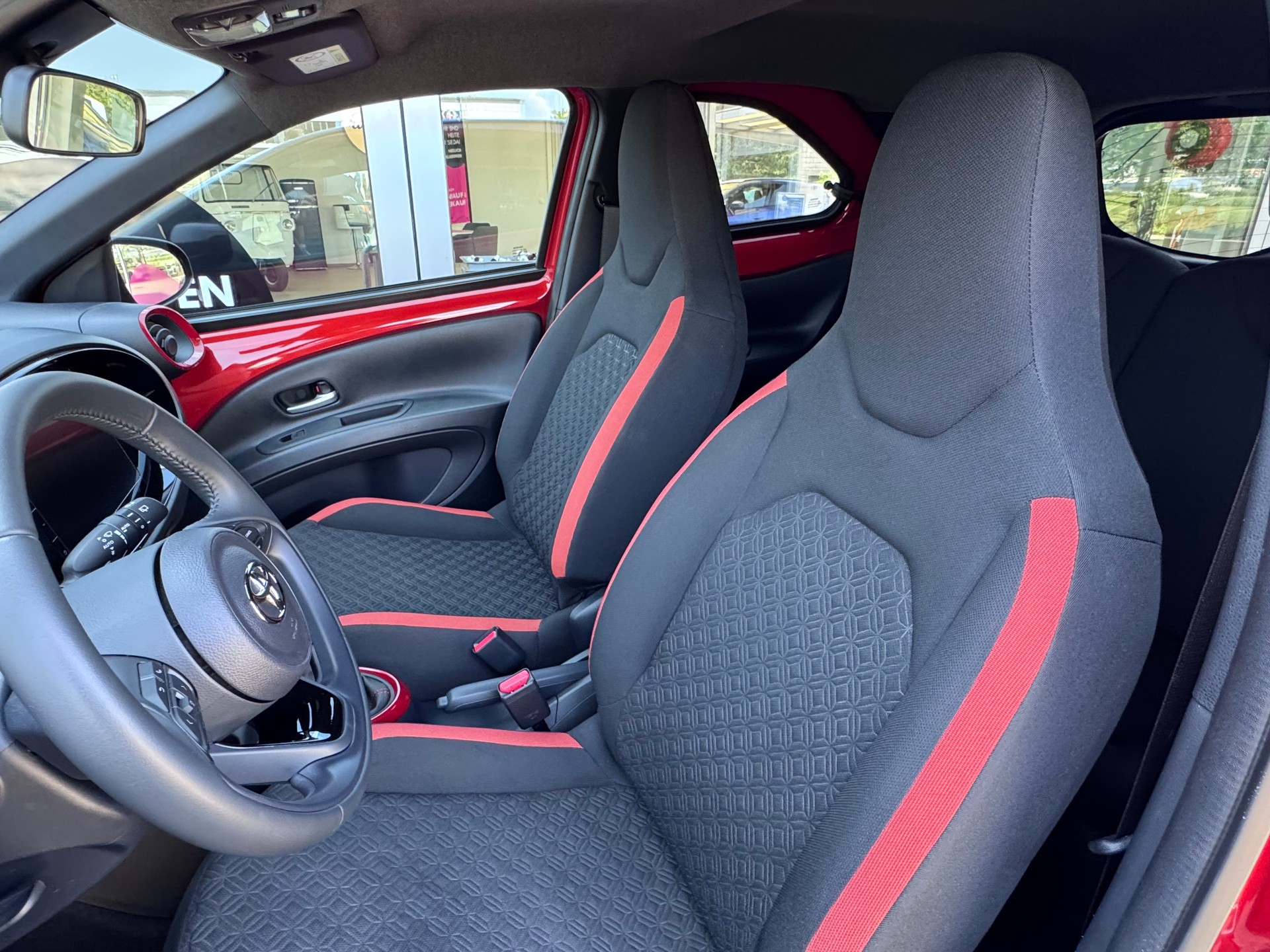 TOYOTA Aygo X 1.0 VVT-i Trend+Navi+Bluetooth+Rückfahrkamera+LED Scheinwerfer+ACC+Sitzheizung+-image-10
