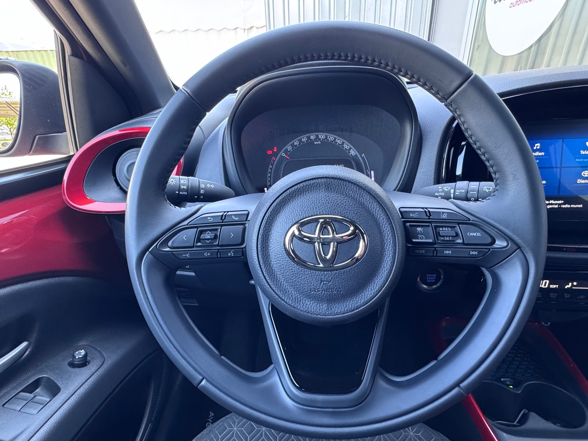 TOYOTA Aygo X 1.0 VVT-i Trend+Navi+Bluetooth+Rückfahrkamera+LED Scheinwerfer+ACC+Sitzheizung+-image-13