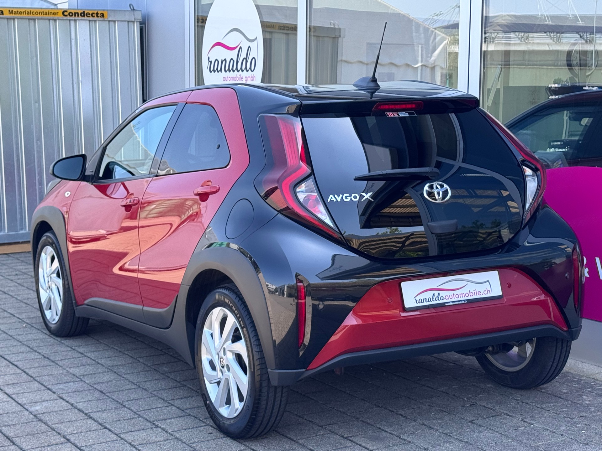 TOYOTA Aygo X 1.0 VVT-i Trend+Navi+Bluetooth+Rückfahrkamera+LED Scheinwerfer+ACC+Sitzheizung+-image-5