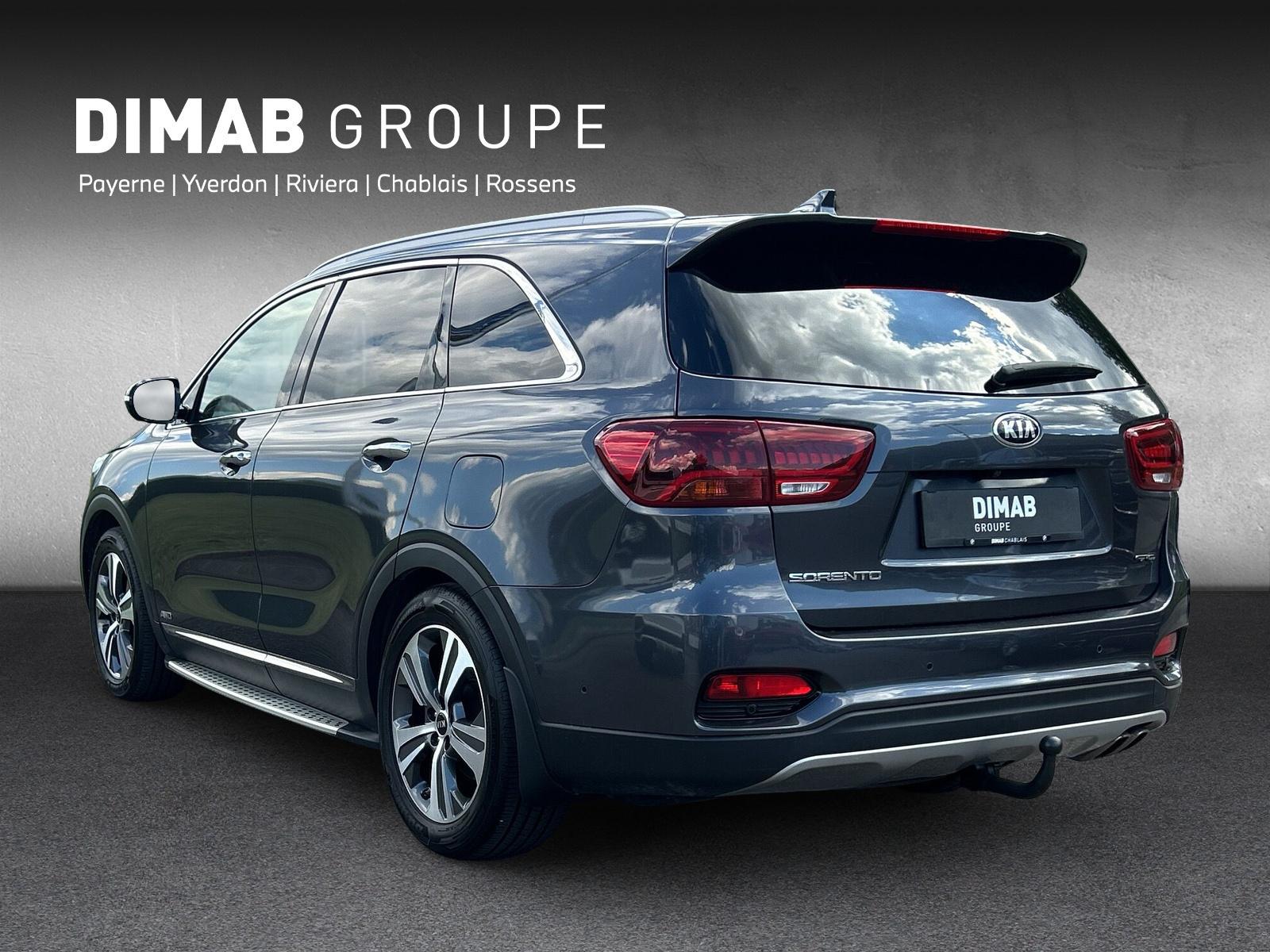 KIA Sorento 2.2 CRDi Style 7 Places (CH) AHK-showroom-element-2