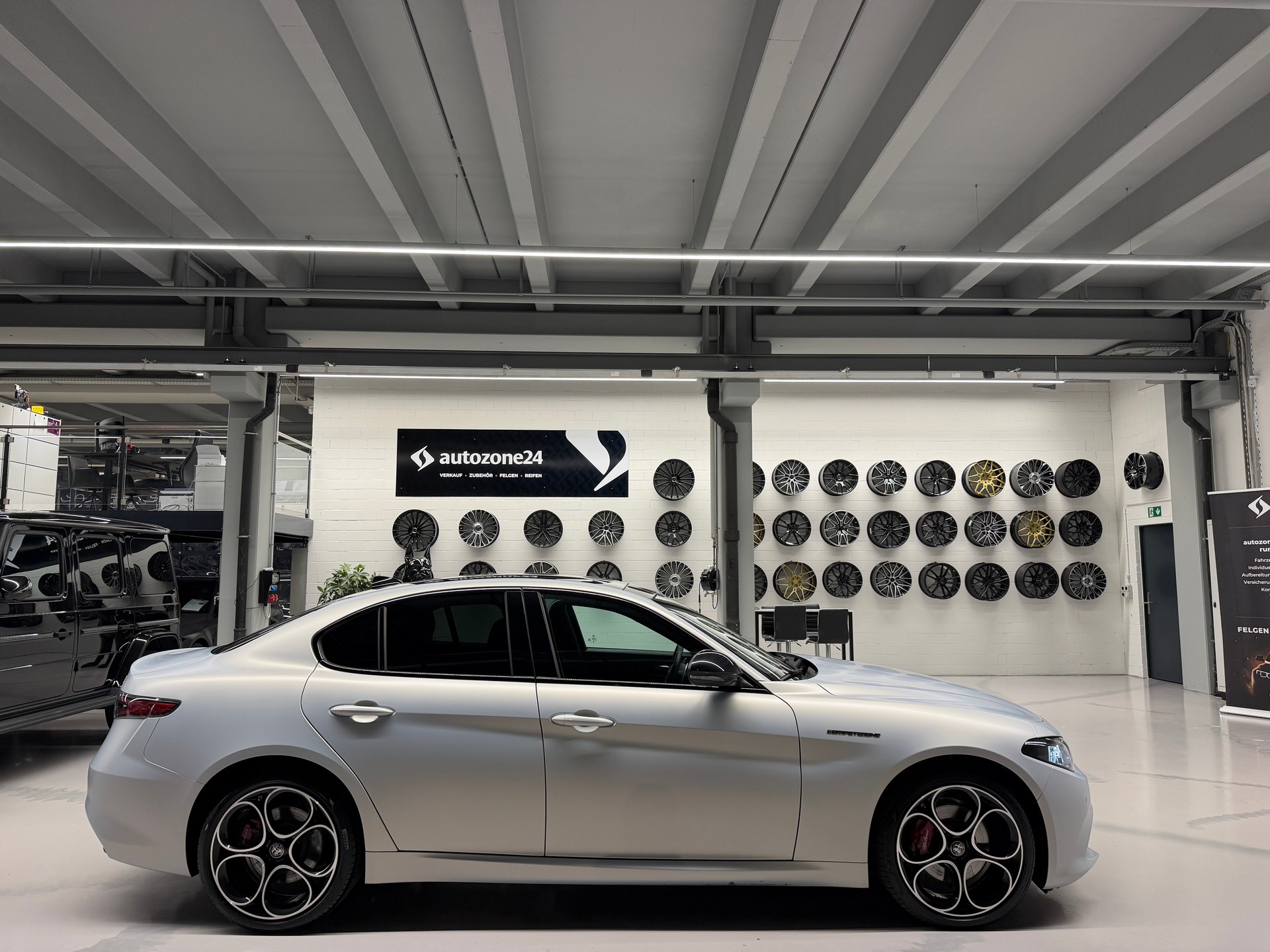 ALFA ROMEO Giulia 2.0 Q4 Competizione *CH-Auto*-showroom-element-3