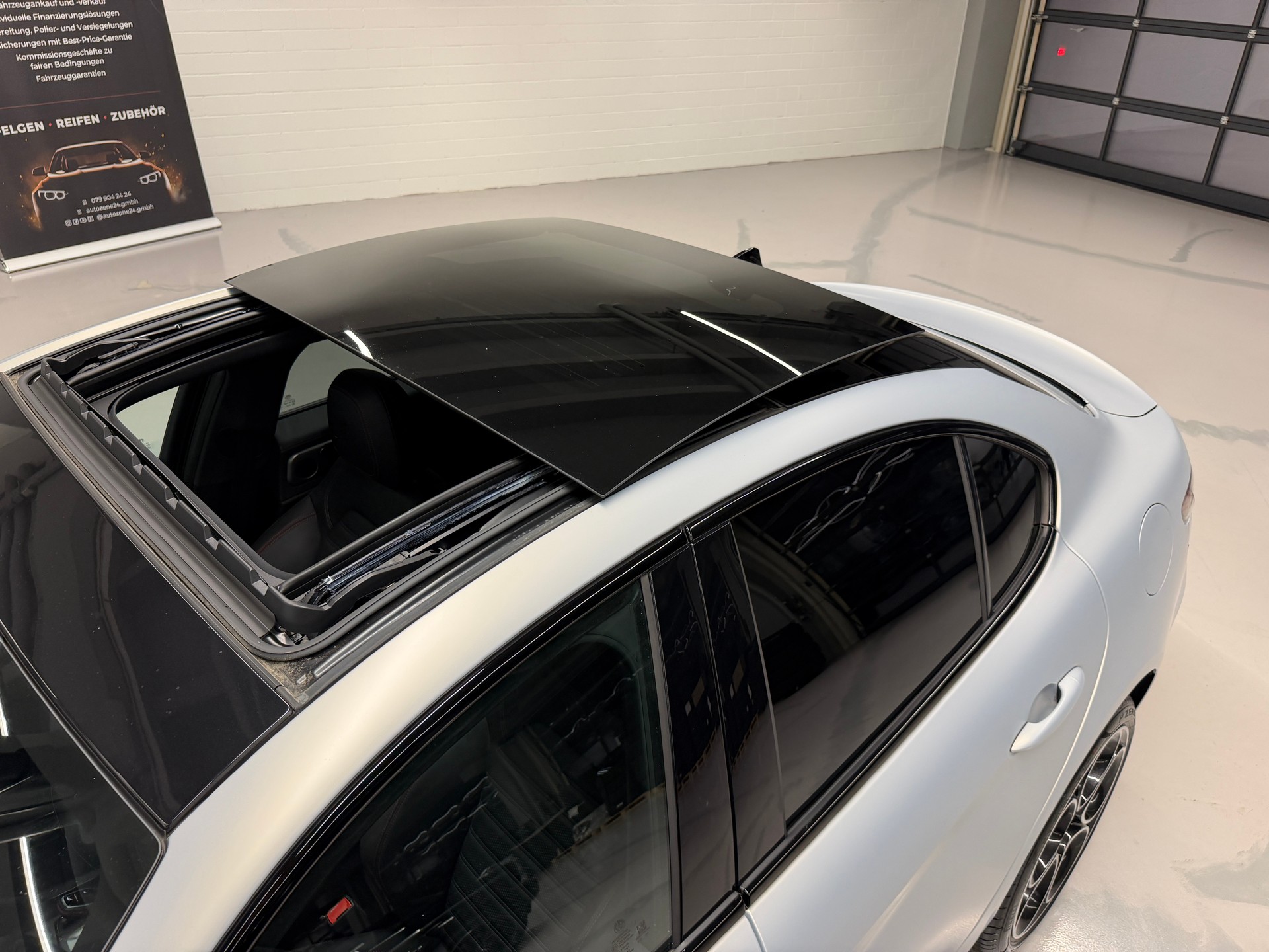 ALFA ROMEO Giulia 2.0 Q4 Competizione *CH-Auto*-image-14