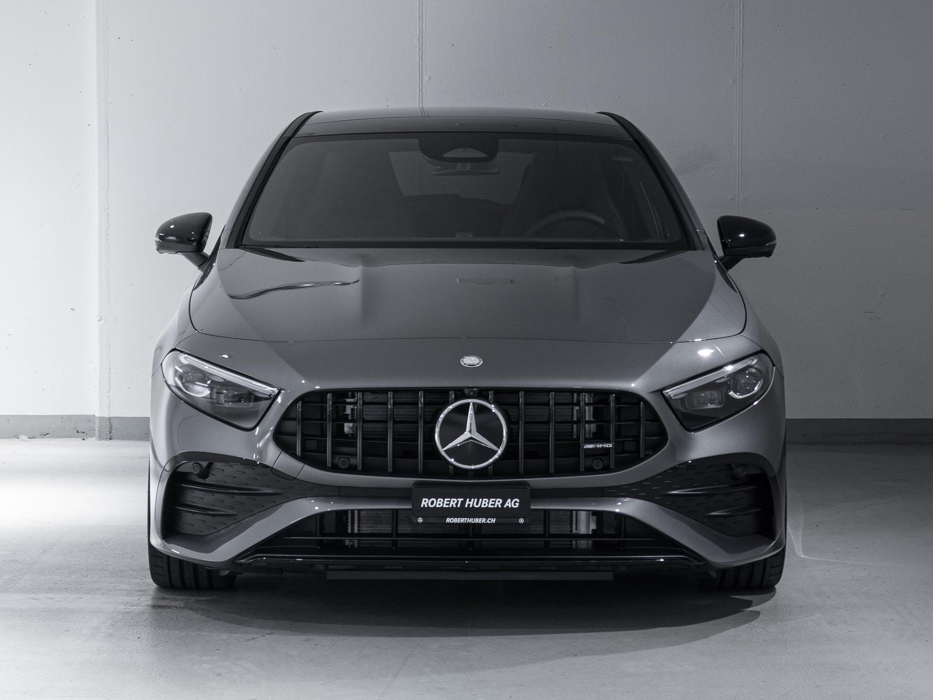 MERCEDES-BENZ A 35 AMG 4MATIC-image-2