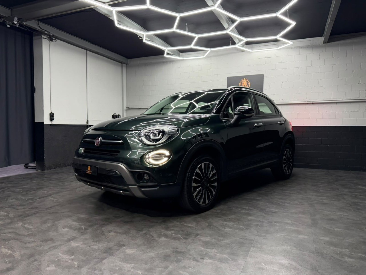 FIAT 500X 2.0MJ Cross 4x4 Automatic | Rückfahrkamera | ACC Tempomat | Dachreling-showroom-element-2