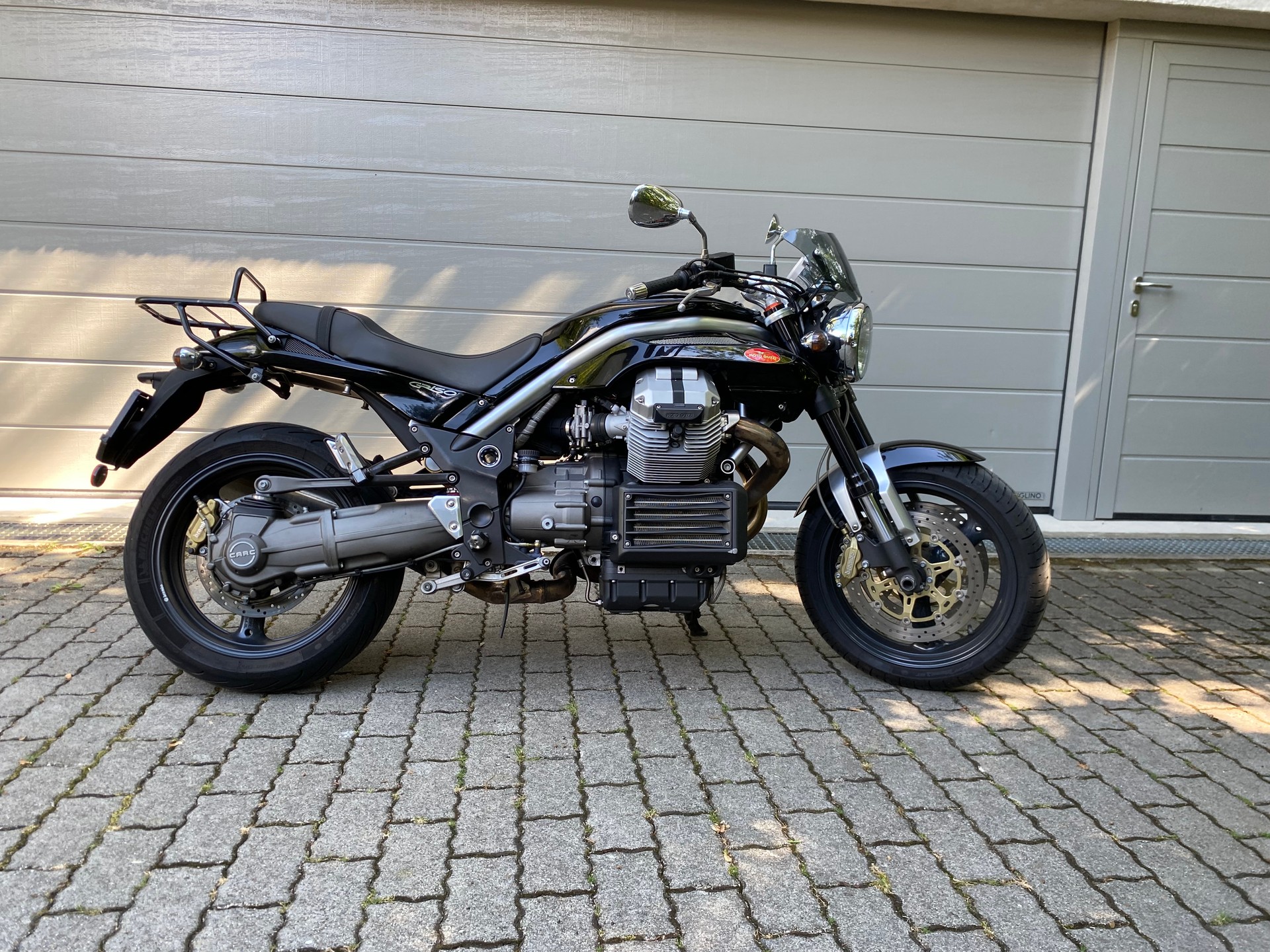MOTO GUZZI Griso 1100-image-1