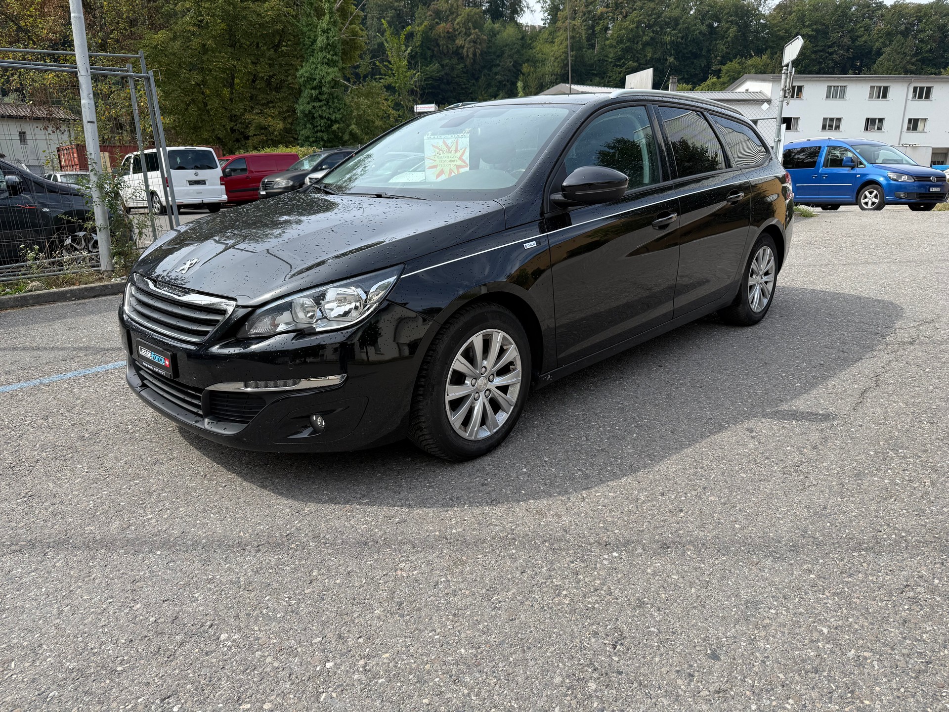PEUGEOT 308 SW 1.2 THP Active Automatic