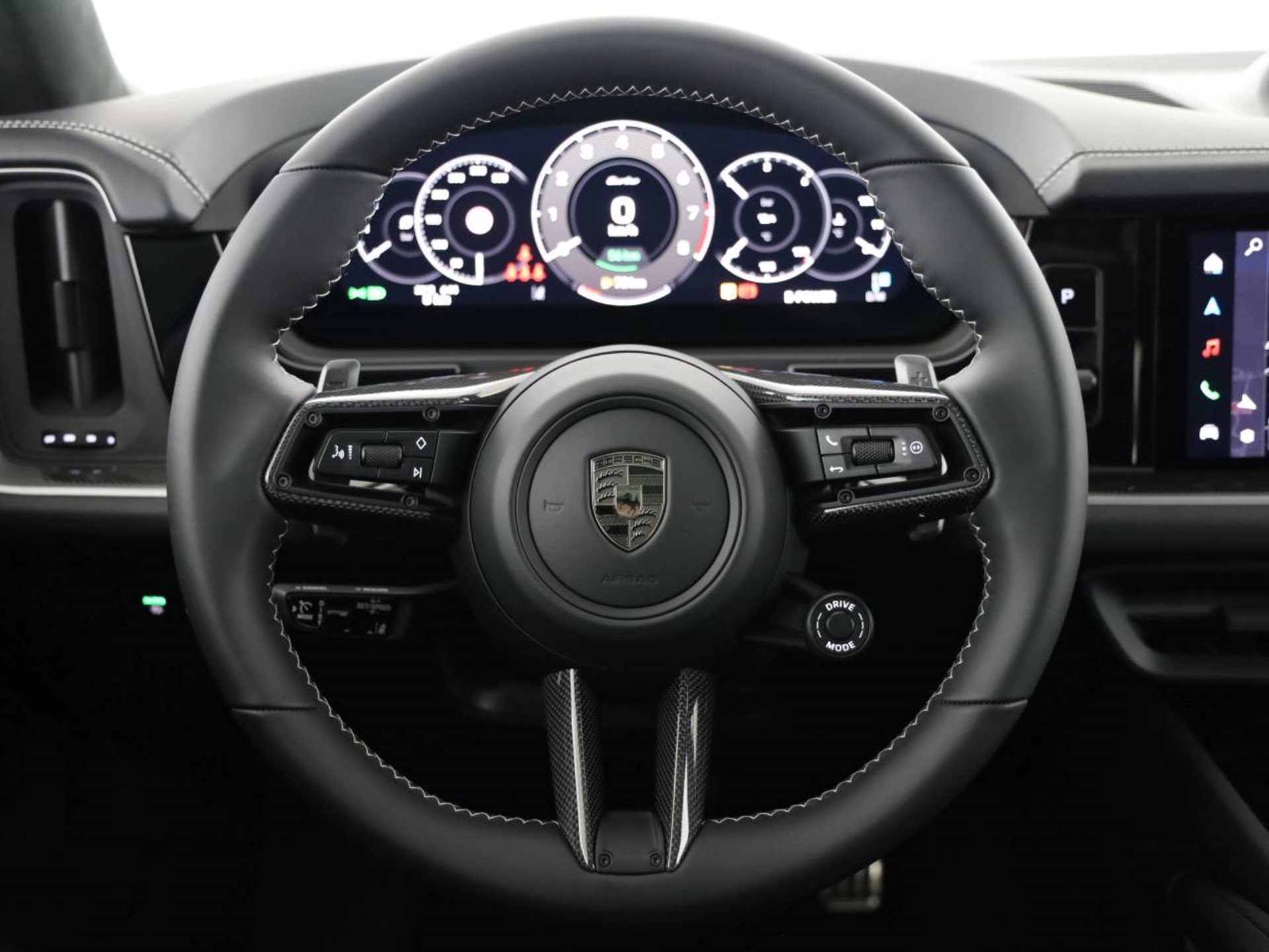 PORSCHE Cayenne Turbo E-Hybrid Coupé-showroom-element-3