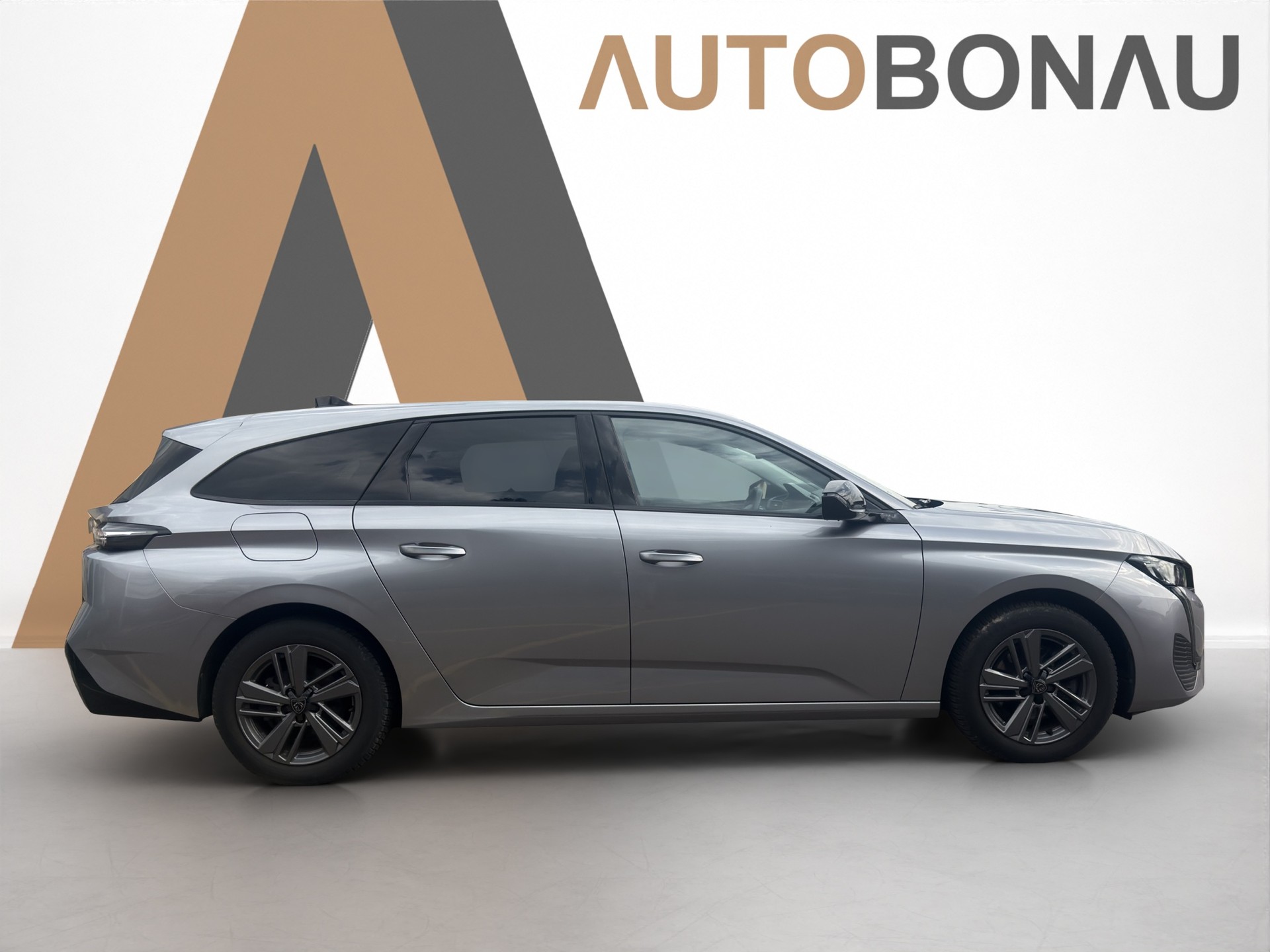 PEUGEOT 308 SW 1.2 PureTech Allure-image-5