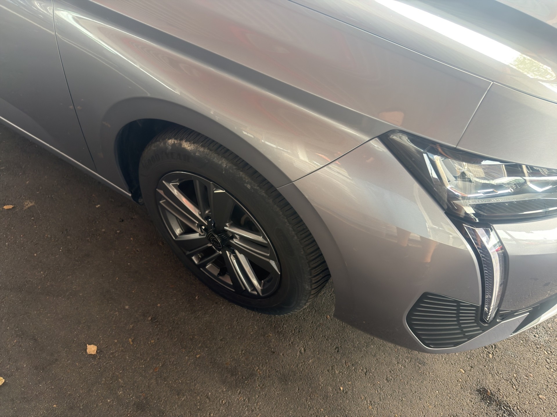 PEUGEOT 308 SW 1.2 PureTech Allure-image-34