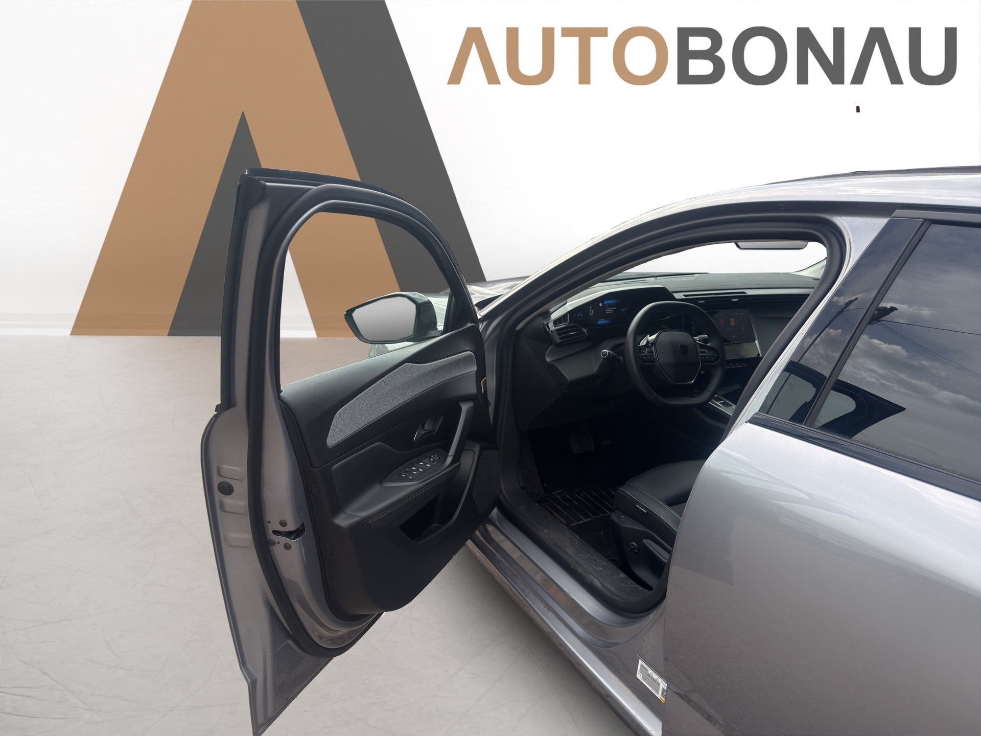 PEUGEOT 308 SW 1.2 PureTech Allure-image-59