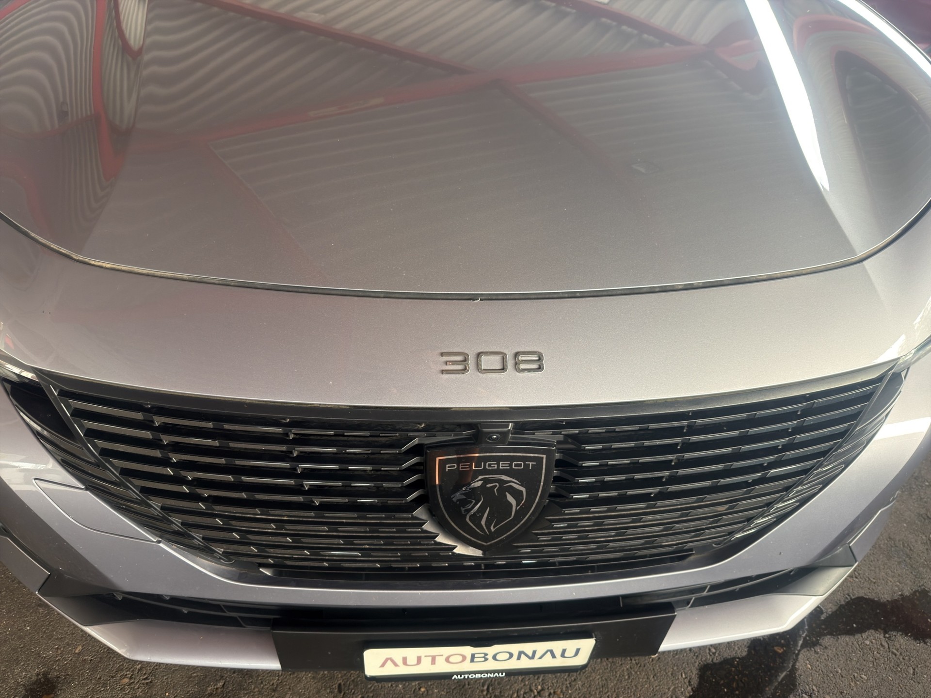 PEUGEOT 308 SW 1.2 PureTech Allure-image-36