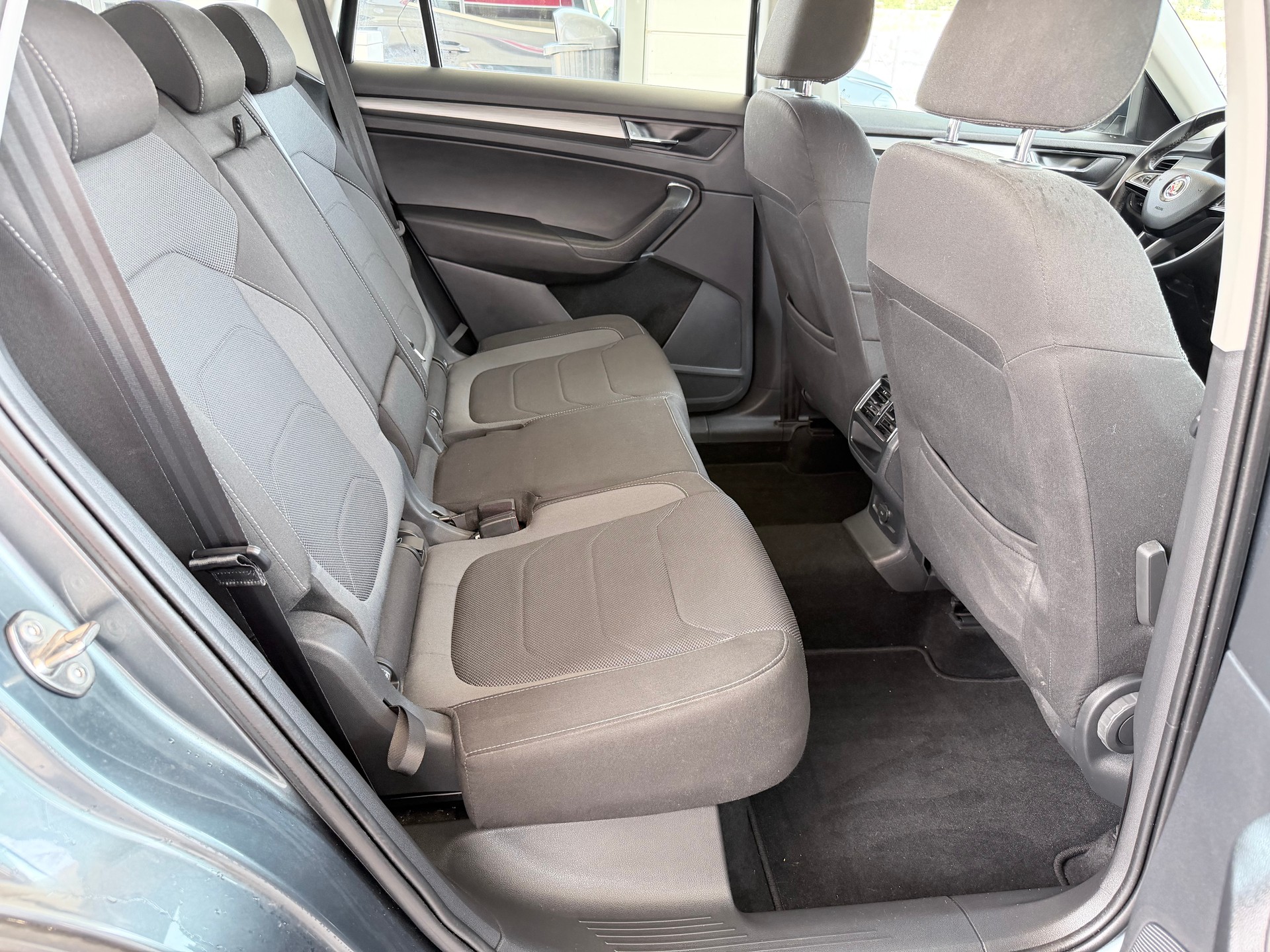 SKODA Kodiaq 2.0 TSI Ambition 4x4-image-8