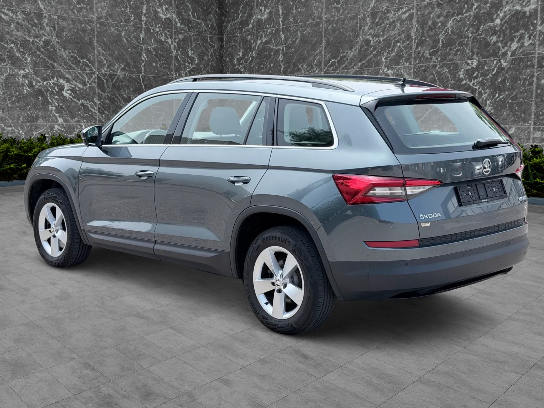 SKODA Kodiaq 2.0 TSI Ambition 4x4-image-3