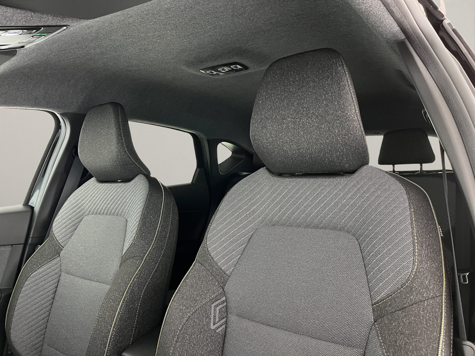 RENAULT Captur 1.8 E-Tech techno-image-14