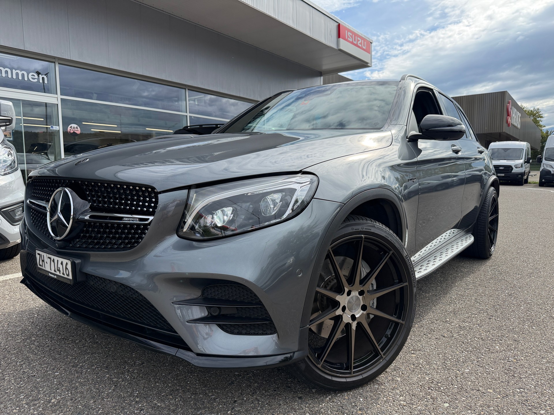 MERCEDES-BENZ GLC 43 AMG 4Matic 9G-Tronic-showroom-element-1