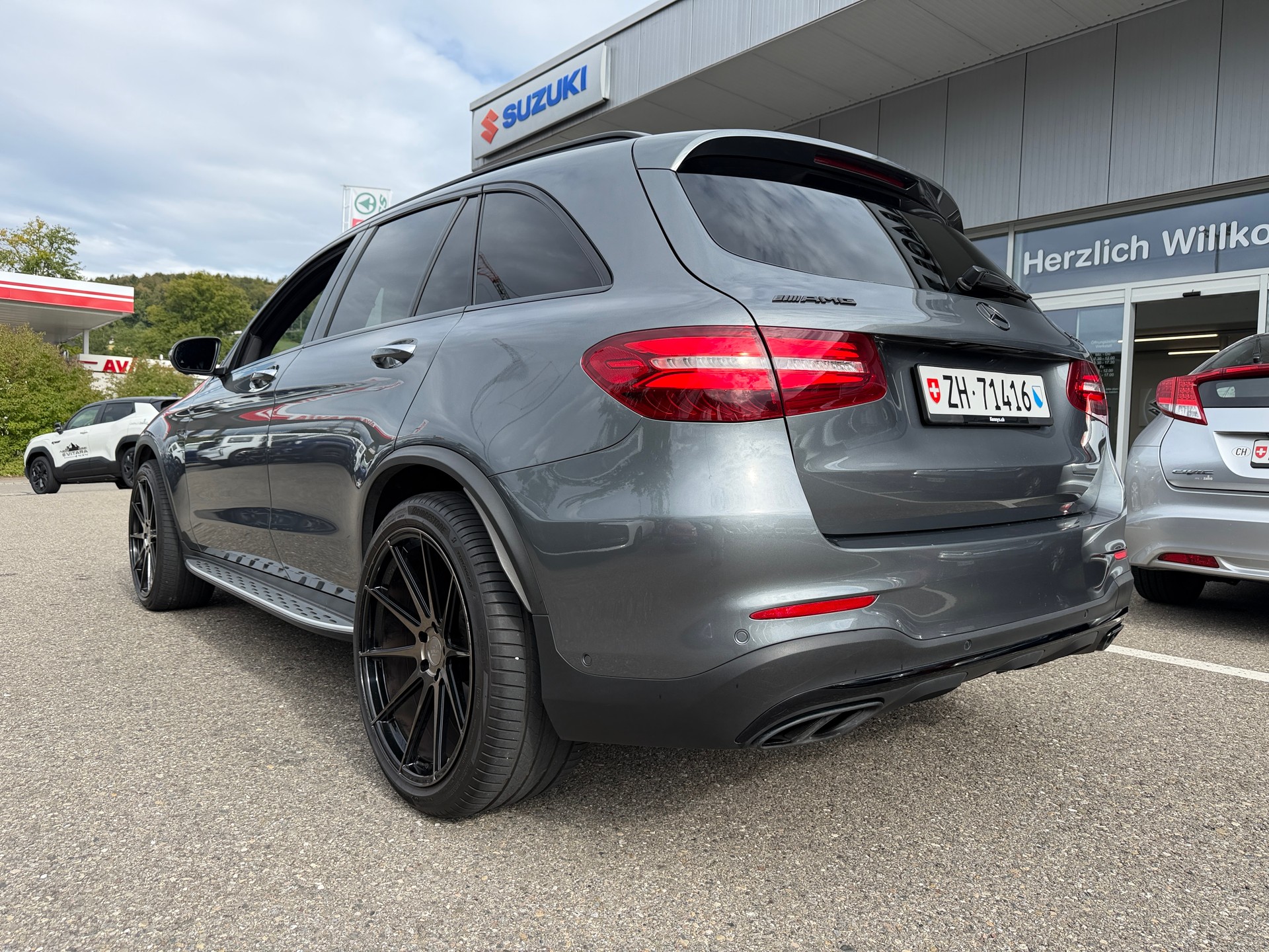 MERCEDES-BENZ GLC 43 AMG 4Matic 9G-Tronic-image-4
