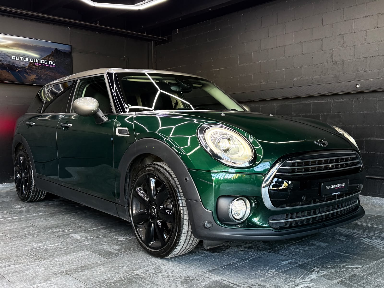 MINI Clubman Cooper D Steptronic *British Racing Green*-showroom-element-1